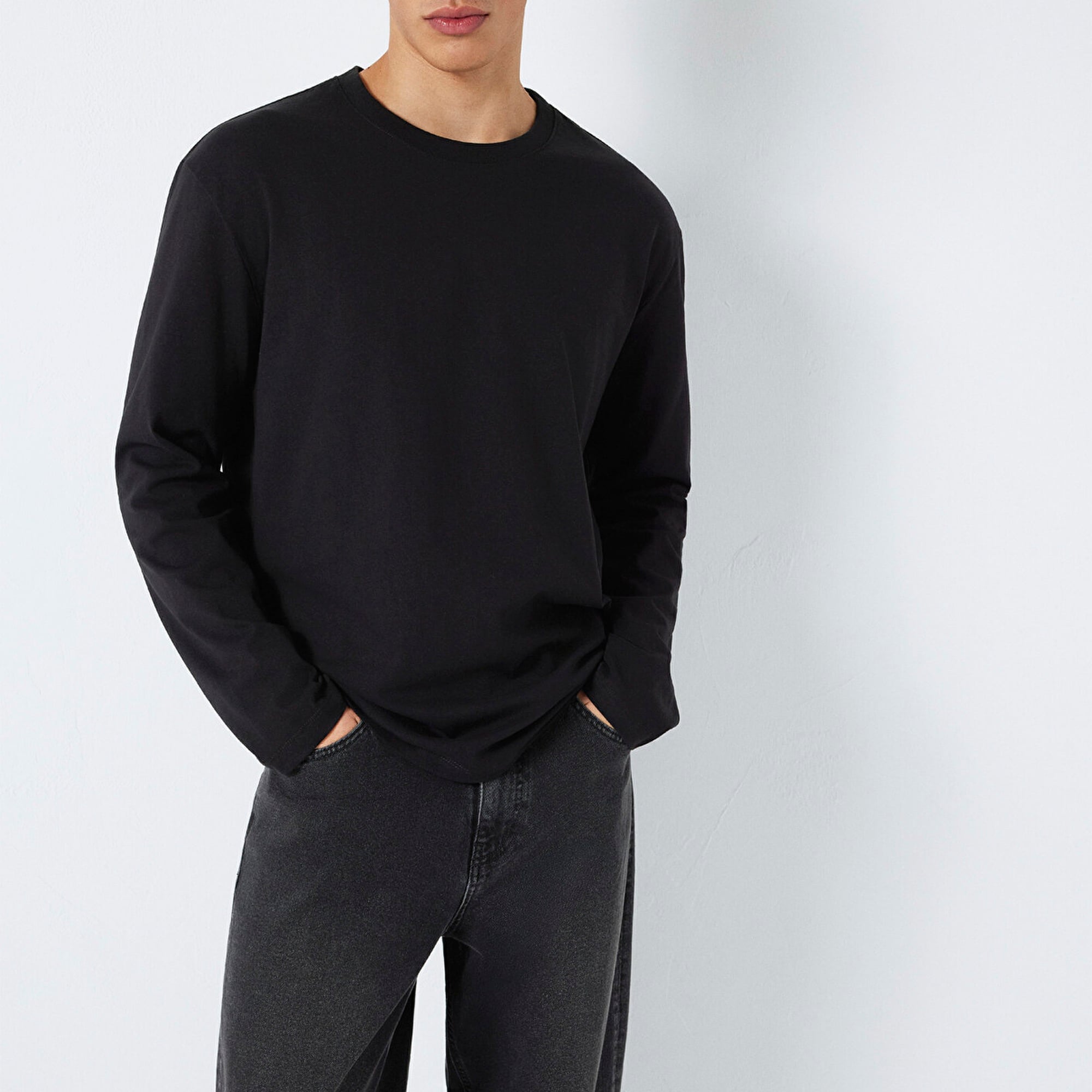 Mavi Uzun Kollu Siyah Basic Tişört Loose Fit / Bol Rahat Kesim 0613170-900