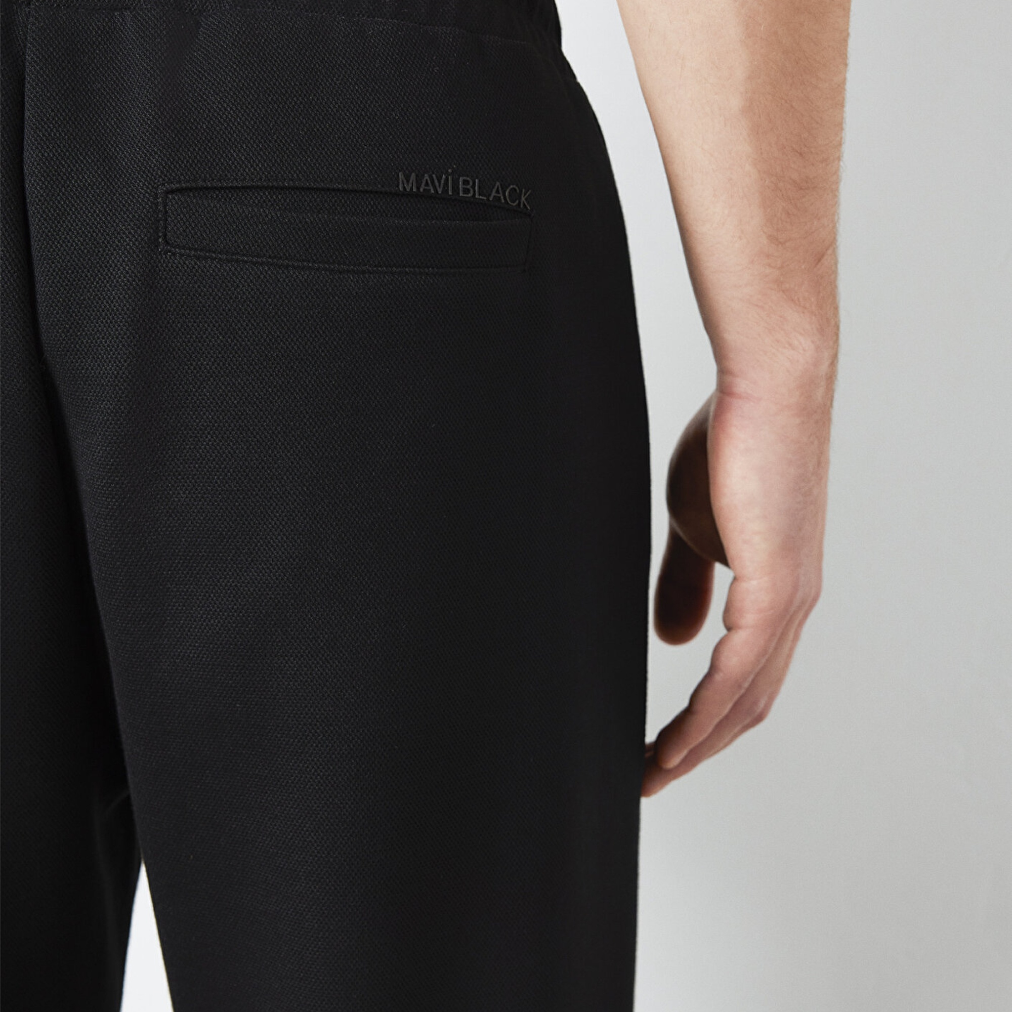 Mavi Siyah Pantolon 0010563-900