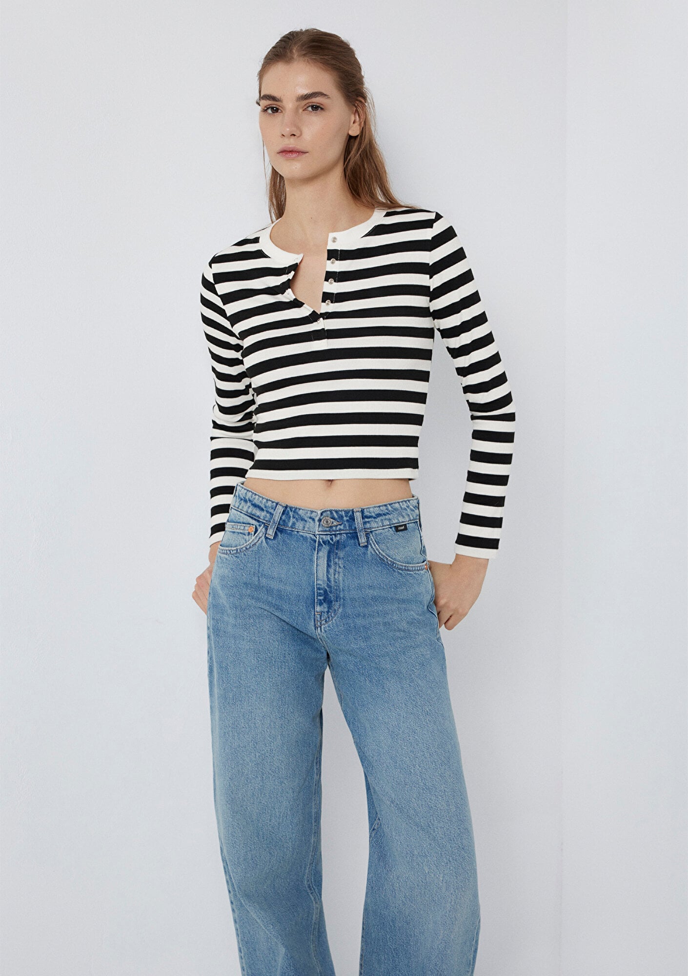 Mavi Uzun Kollu Siyah Çizgili Ekru Tişört  1613767-85407