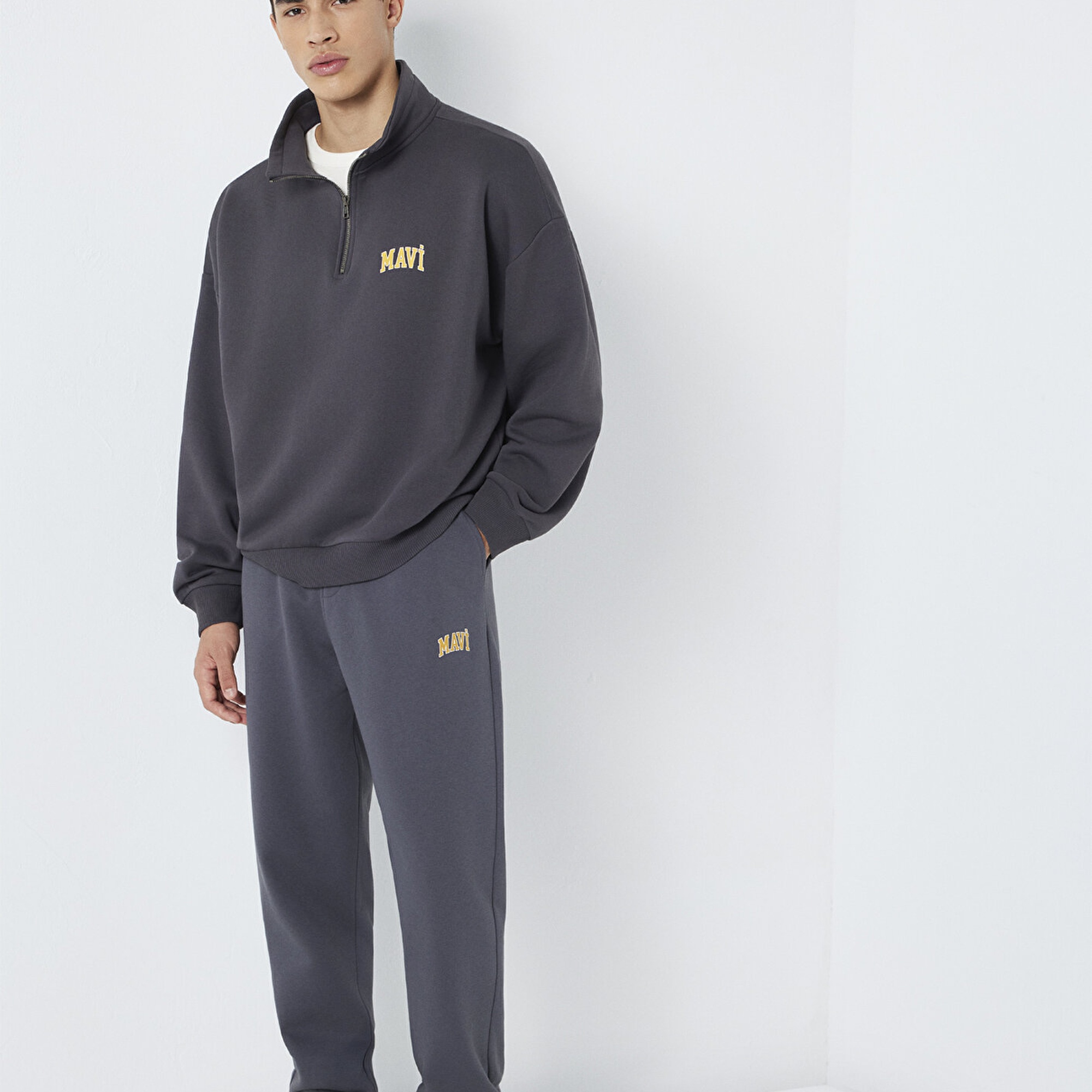 Mavi Mavi Baskılı Gri Eşofman Altı 0010207-70101