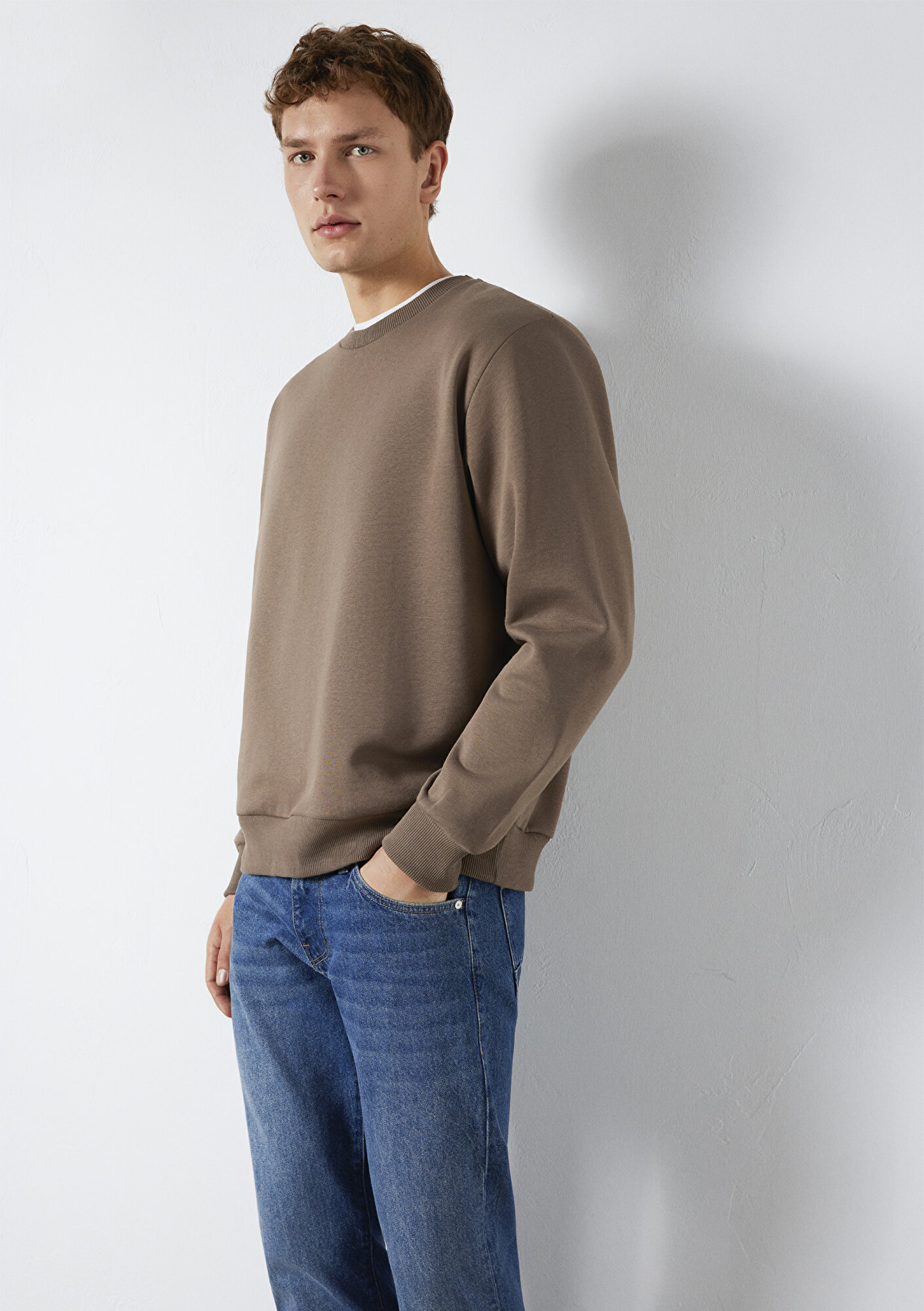  Mavi Bisiklet Yaka Kahverengi Basic Sweatshirt 0S10276-87875