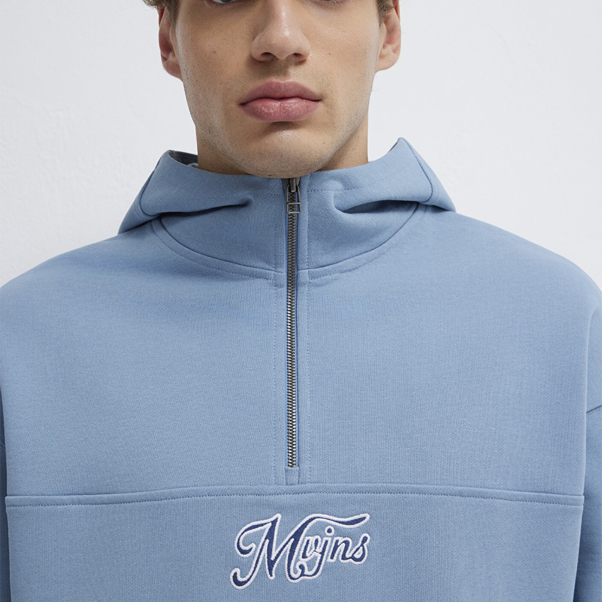 Mavi MVJNS Nakışlı Yarı Fermuarlı Mavi Sweatshirt 0S10543-86998