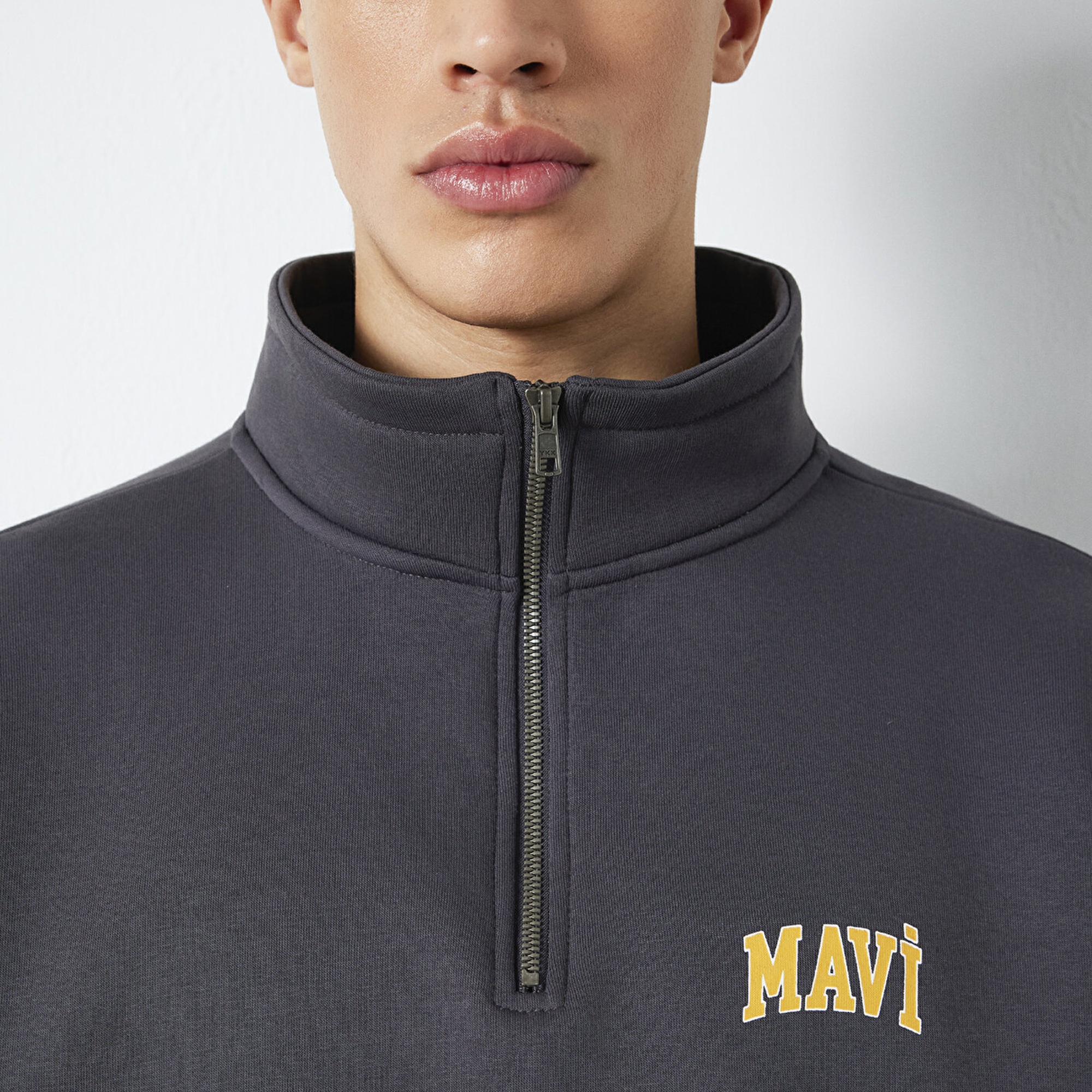 Mavi Mavi Logo Baskılı Yarı Fermuarlı Antrasit Sweatshirt 0S10208-70101