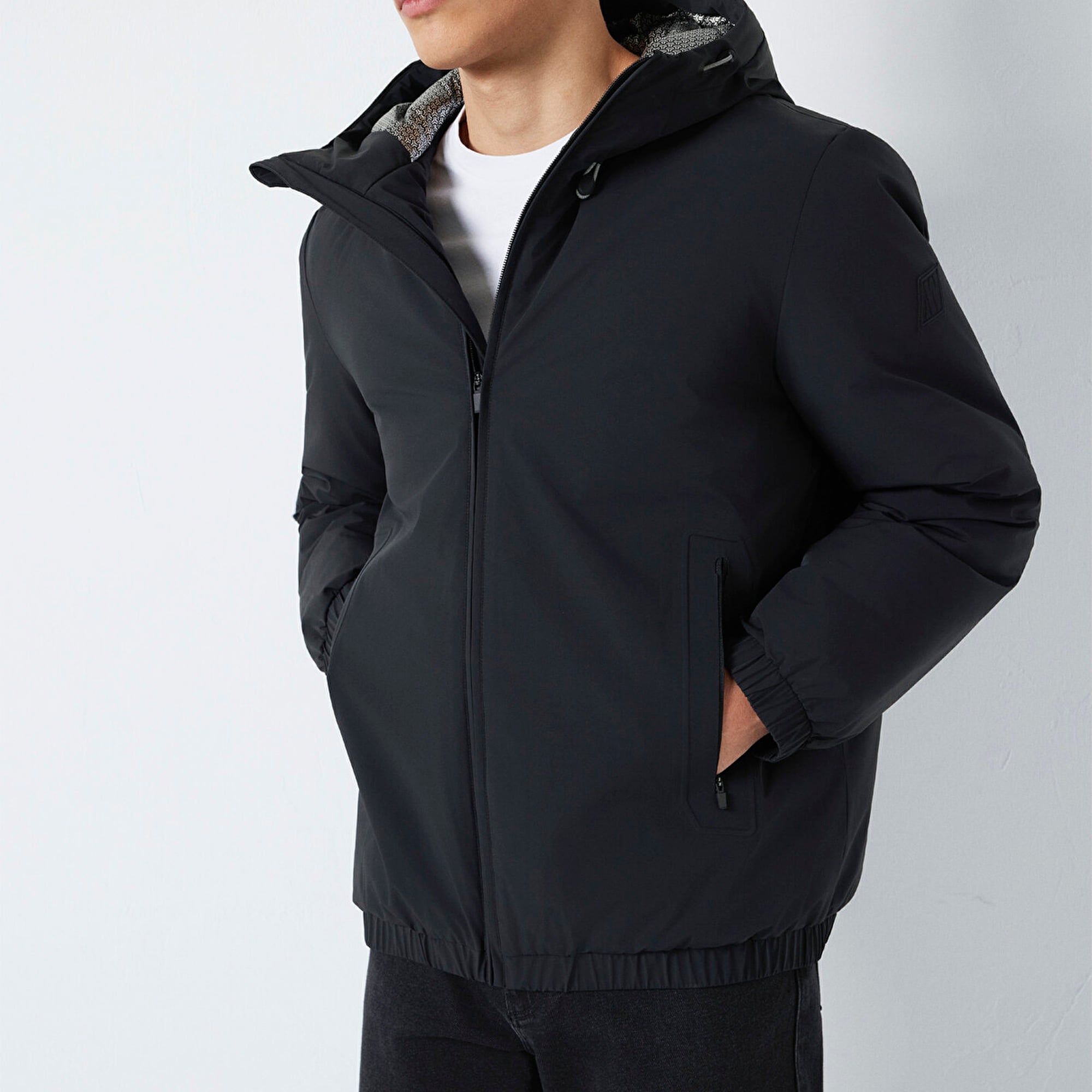 Mavi Su İtici Kapüşonlu Siyah Ceket Loose Fit / Bol Rahat Kesim 0110793-71379