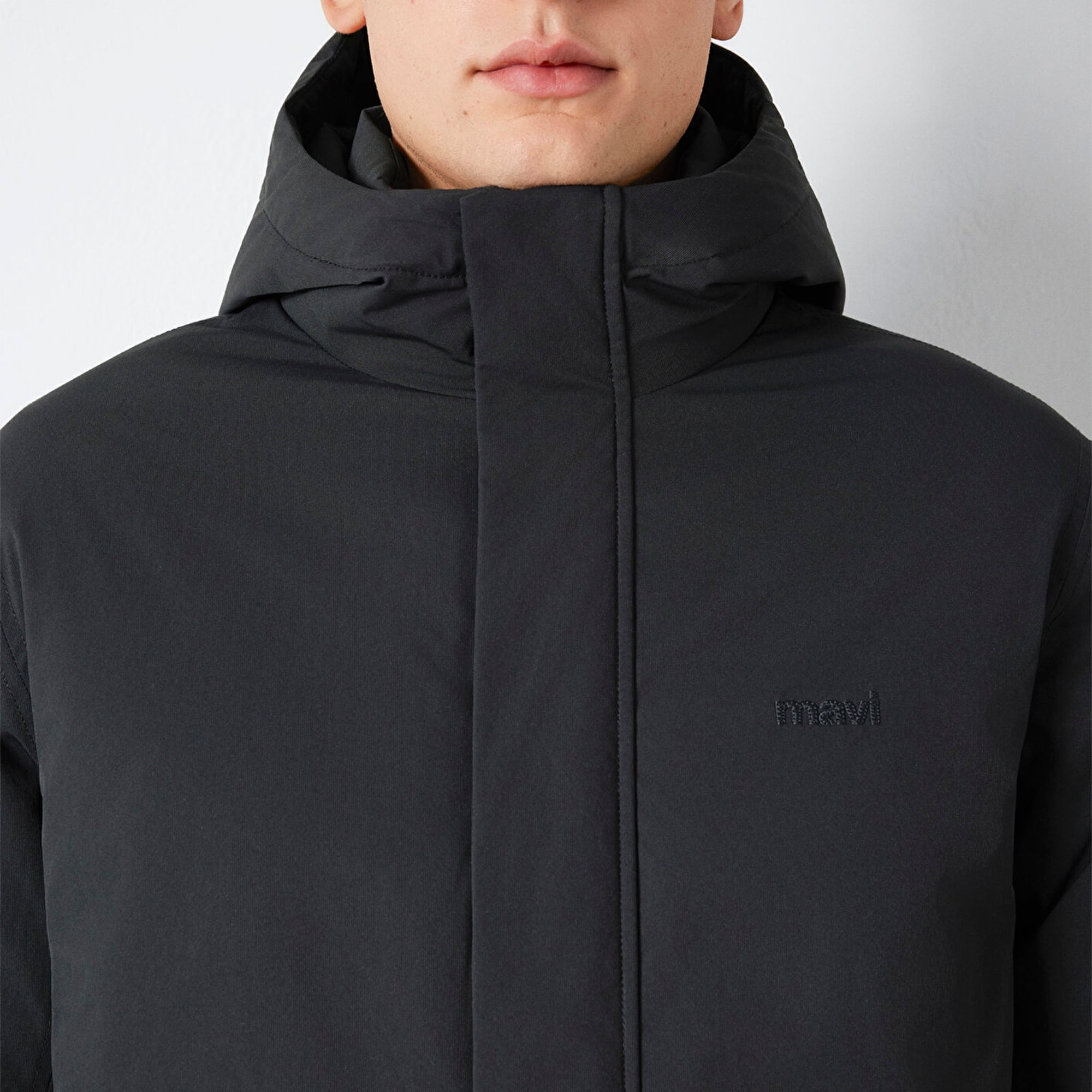 Mavi Kapüşonlu Siyah Ceket Loose Fit / Bol Rahat Kesim 0110758-71379