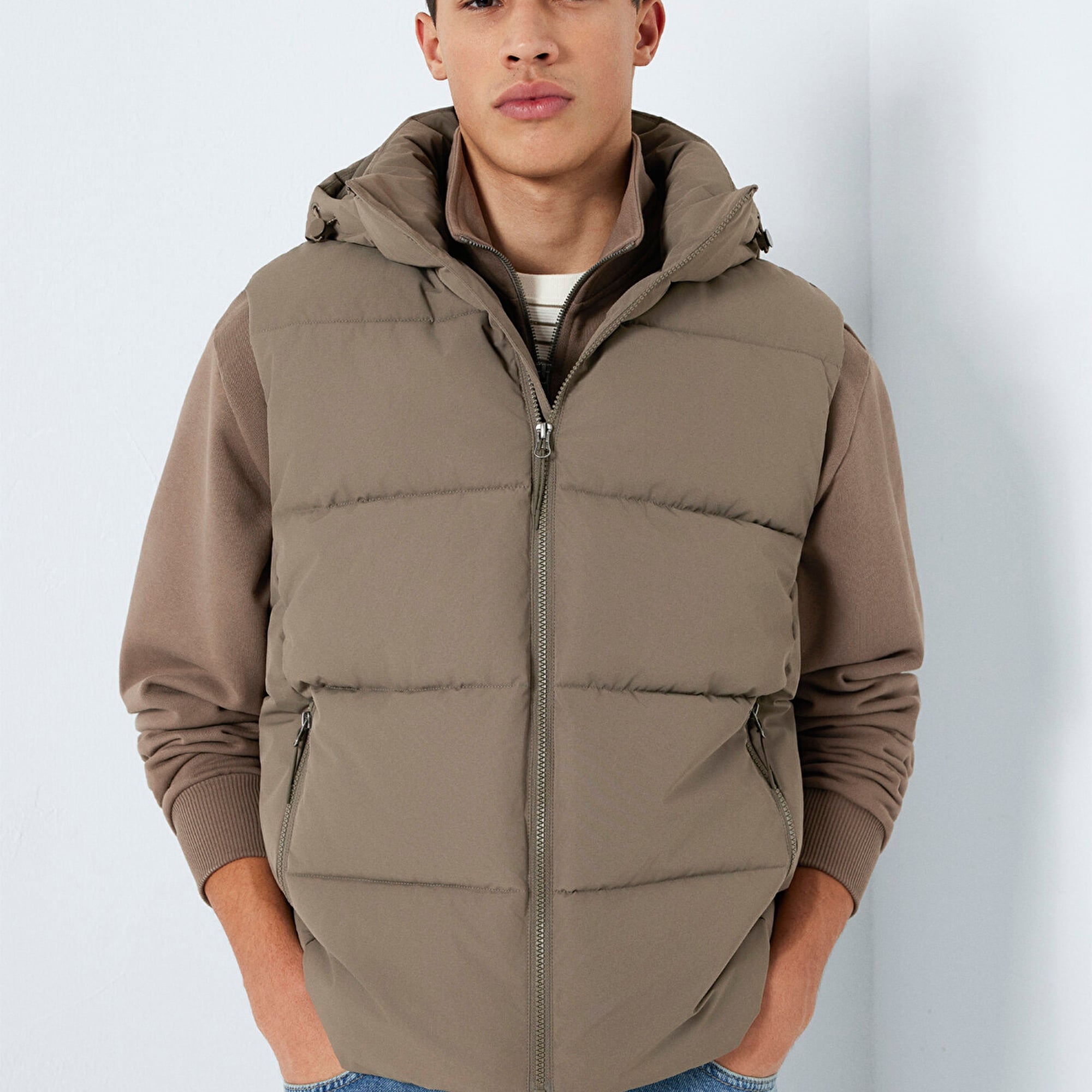 Mavi Kapüşonlu Kahverengi Yelek  0110744-70376