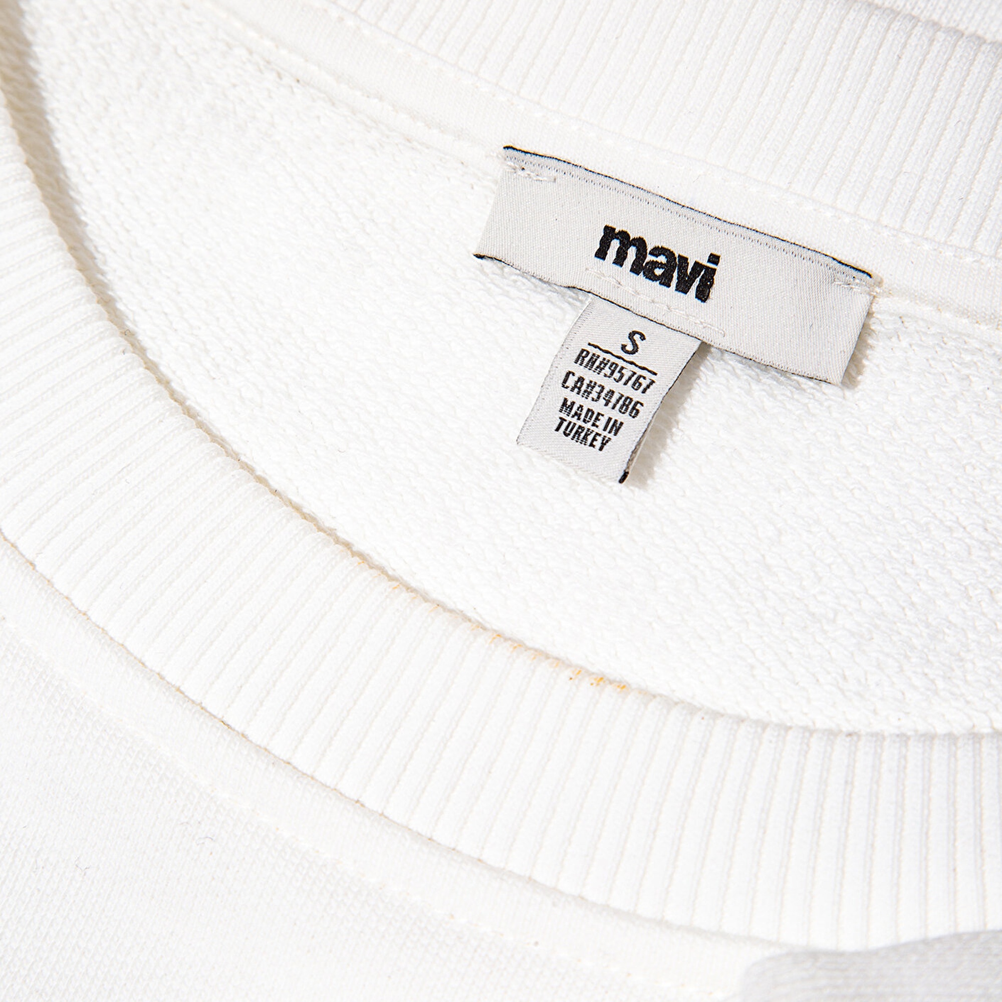 Mavi Mavi Nakışlı Ekru Sweatshirt 1S10366-70057