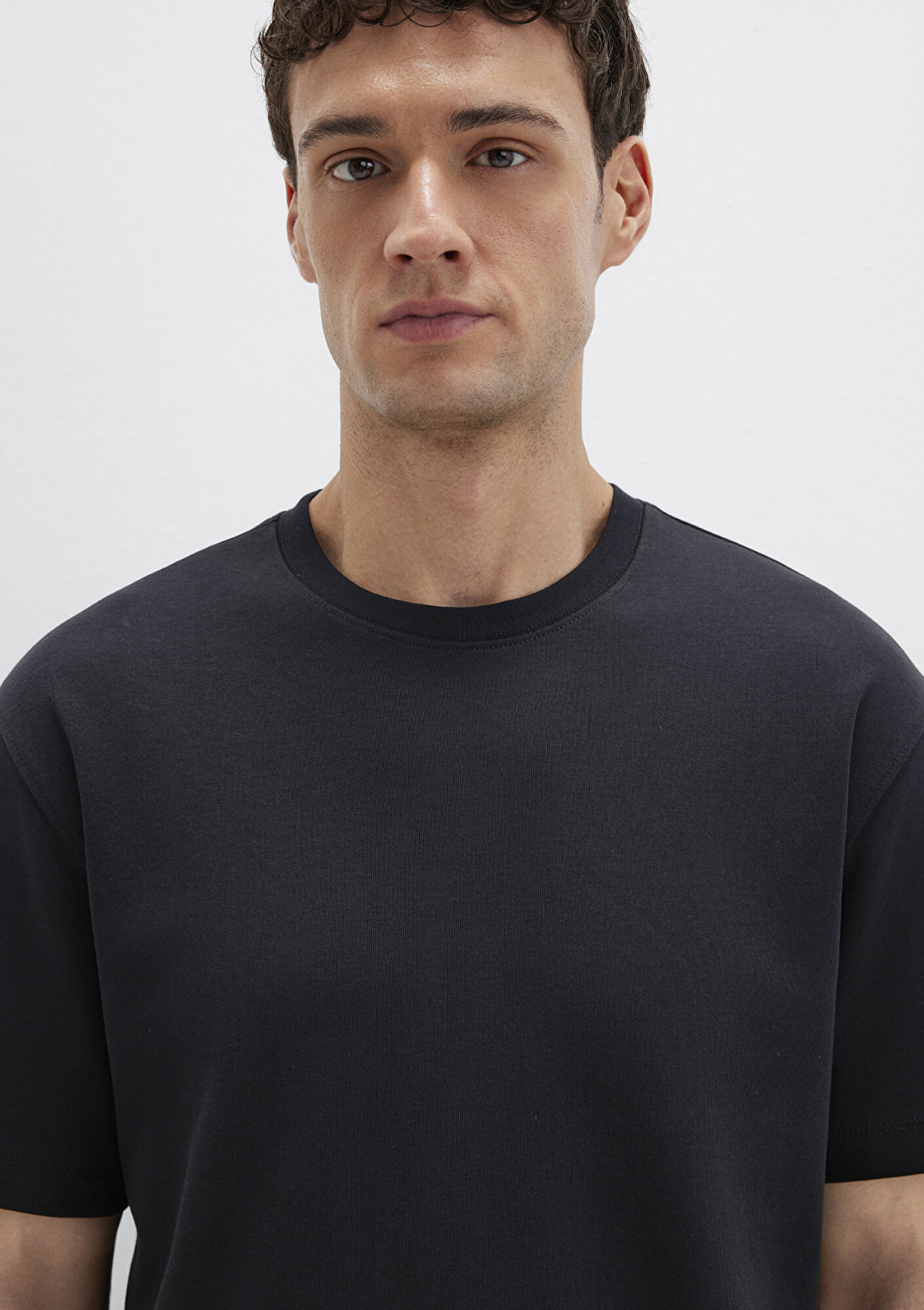 Mavi Mavi Black Siyah Basic Tişör Loose Fit / Bol Rahat Kesim 0612731-900