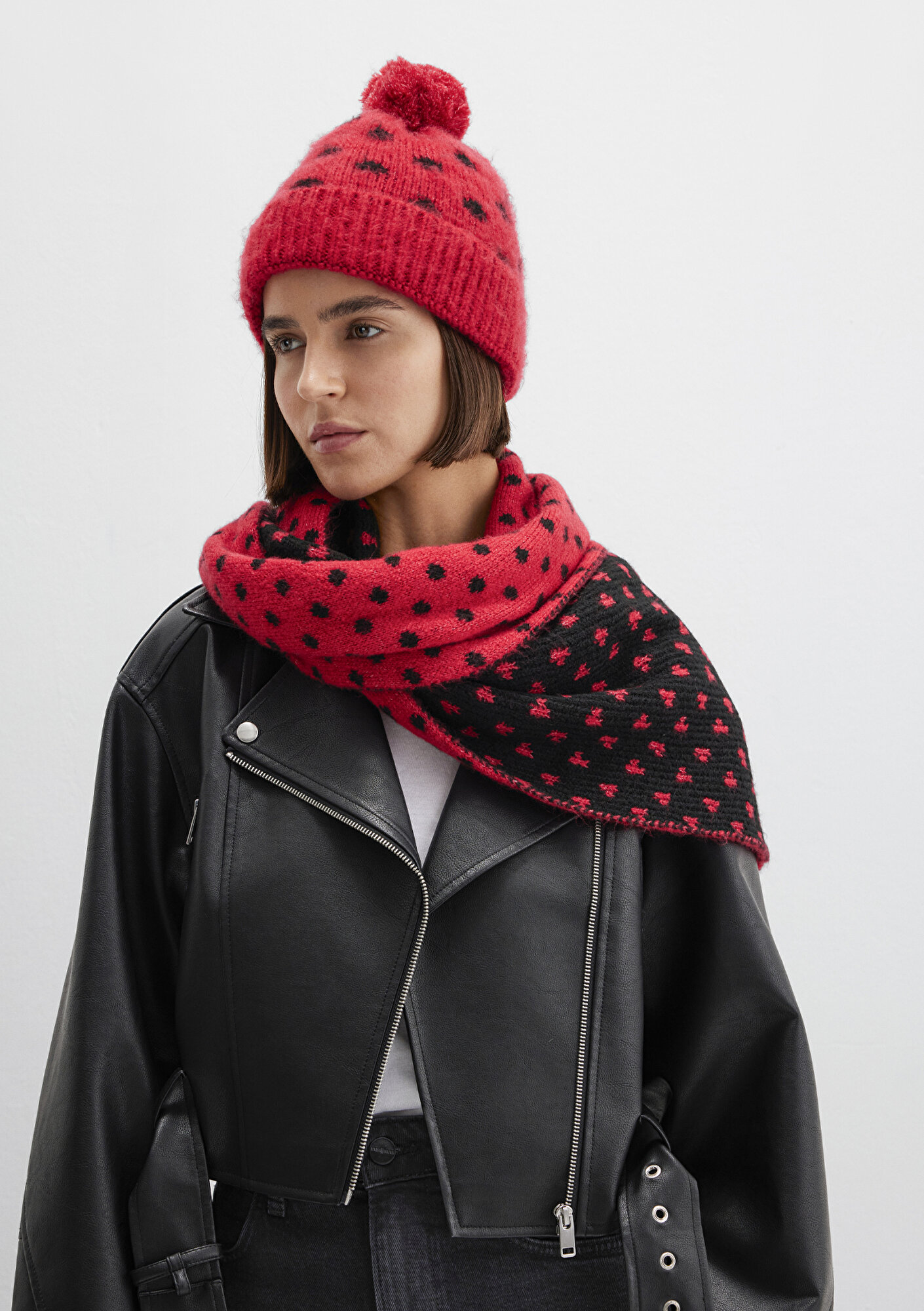  Mavi Kırmızı Atkı 1913952-10076