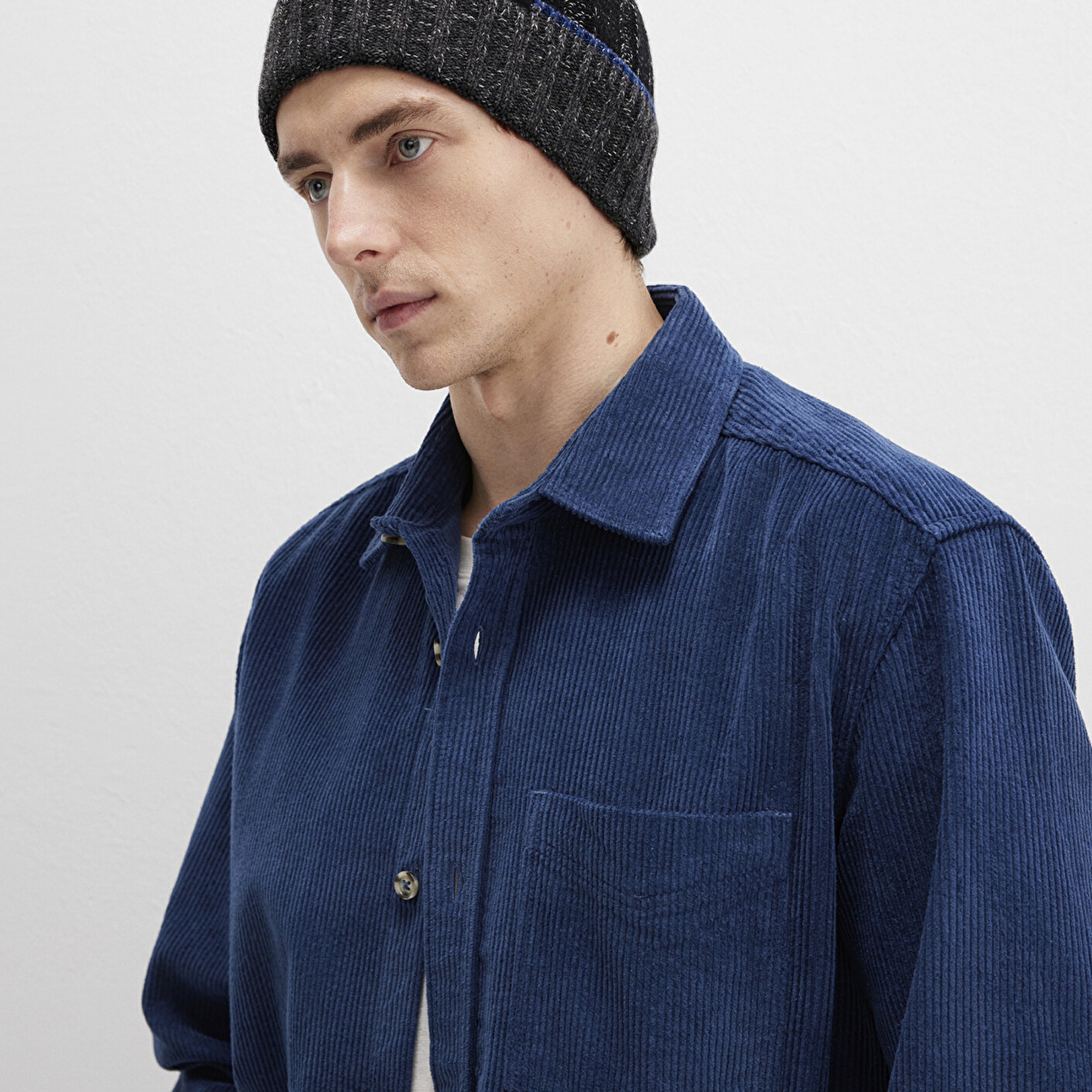 Mavi Yün Karışımlı Siyah Bere 0912003-900