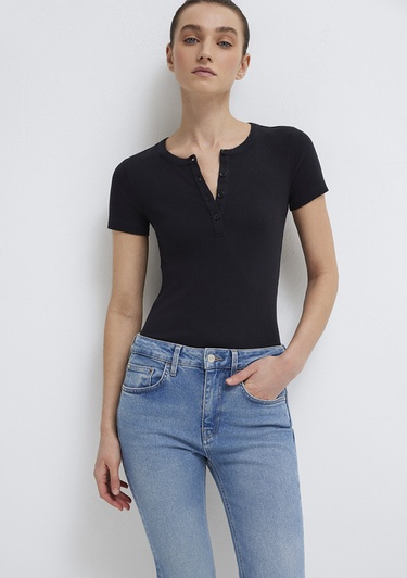  Mavi Siyah Basic Tişört Fitted / Vücuda Oturan Kesim 1613806-900