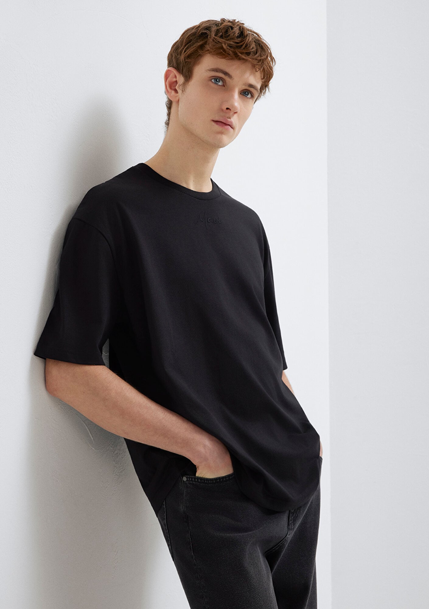 Mavi Mavi Nakışlı Siyah Tişört Relaxed Fit / Rahat Kesim 0613130-900