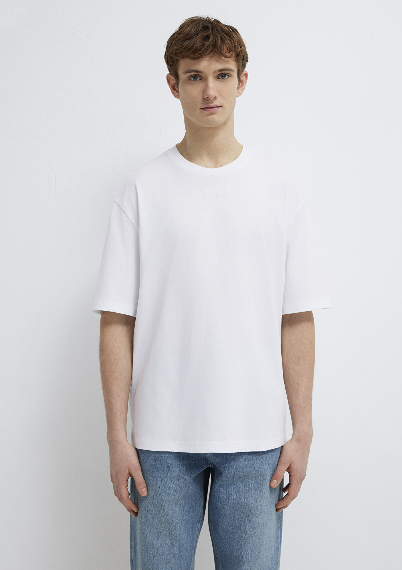 Mavi Mavi Nakışlı Beyaz Tişört Relaxed Fit / Rahat Kesim 0613130-620