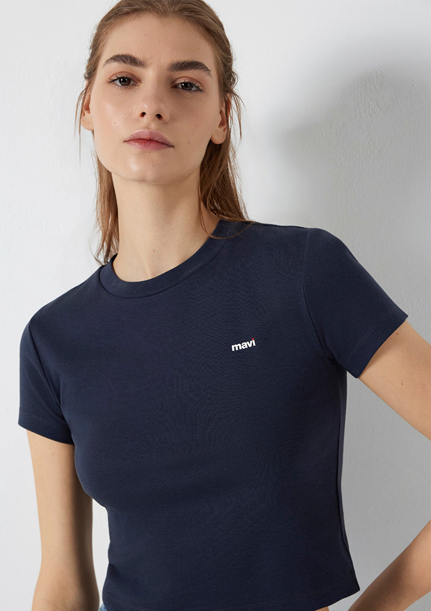 Mavi Mavi Logo Baskılı Lacivert Tişört Fitted / Vücuda Oturan Kesim 1613848-85315