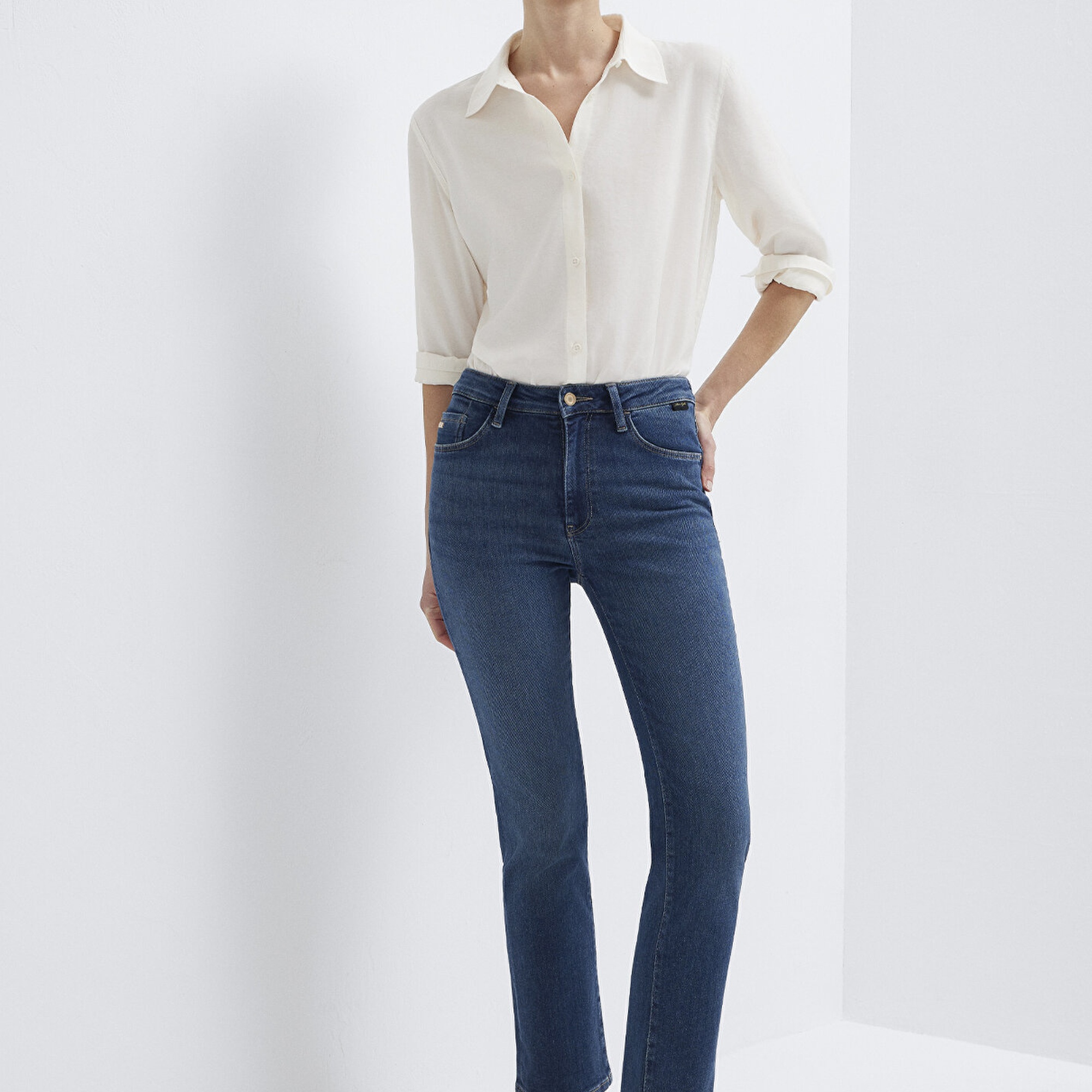 Mavi Kendra Gold Premium Gölgeli Koyu Mavi Jean Pantolon 10746A1552