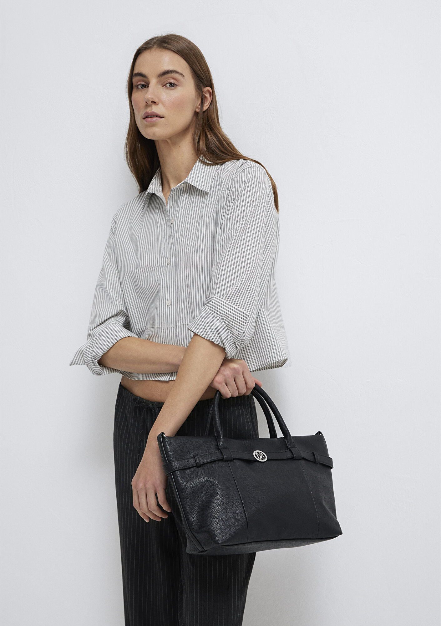  Mavi Siyah Omuz Çantası 1913747-900