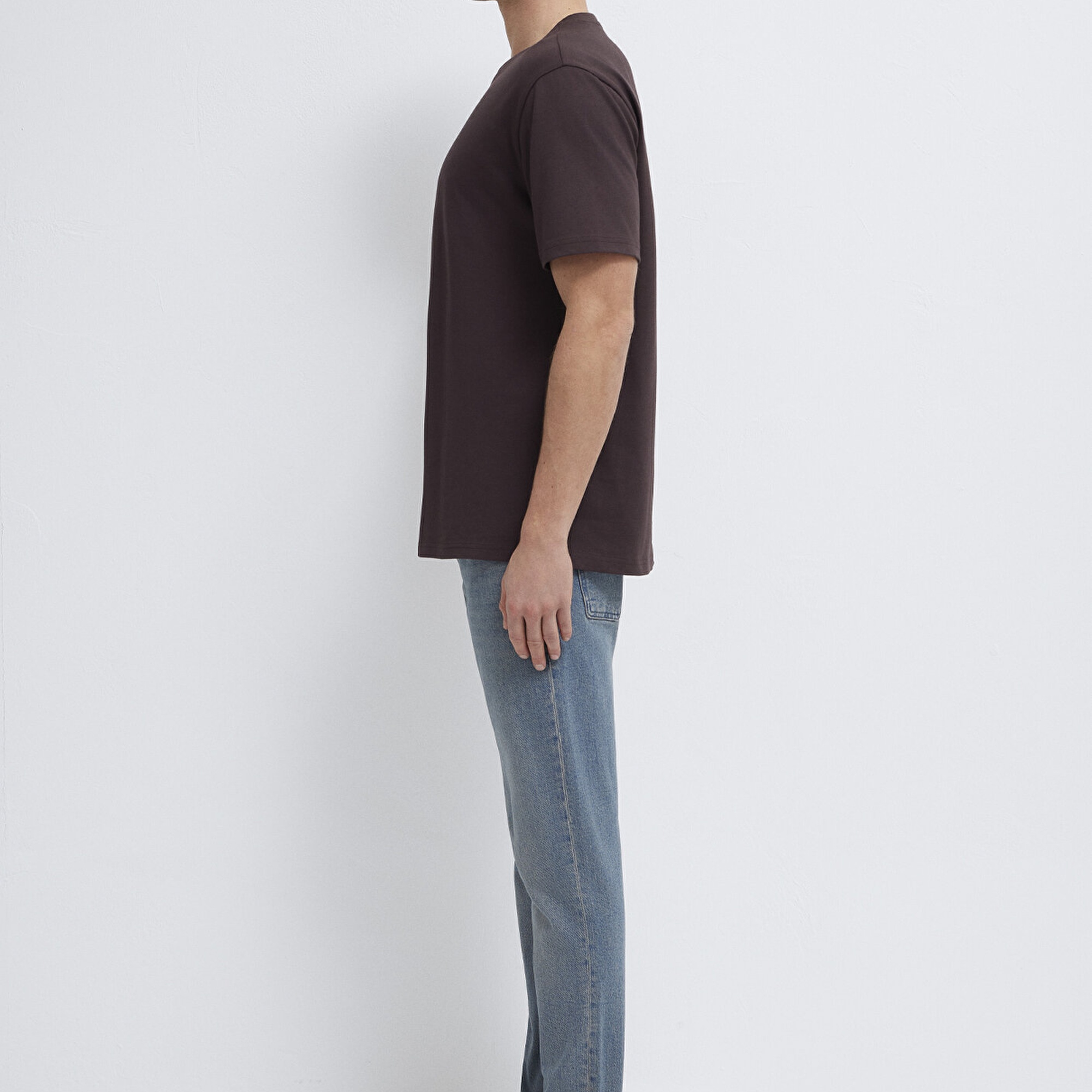 Mavi Bisiklet Yaka Kahverengi Basic Tişört Loose Fit / Bol Rahat Kesim 0611596-88083