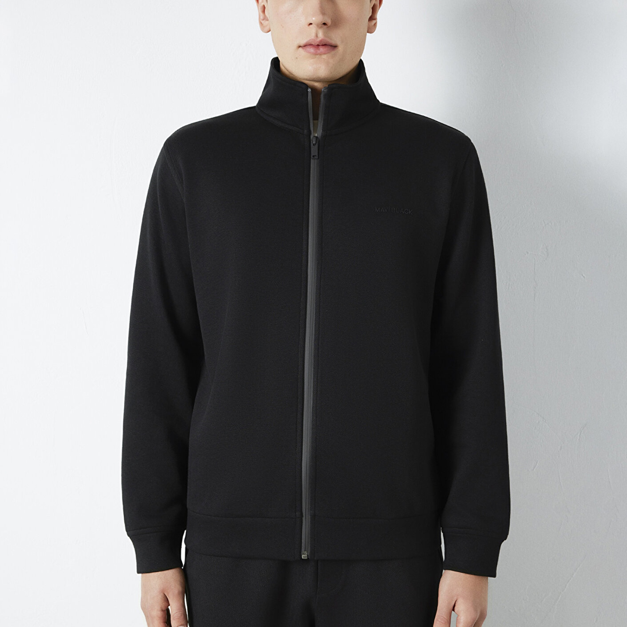 Mavi Mavi Black Fermuarlı Siyah Sweatshirt 0S10527-900