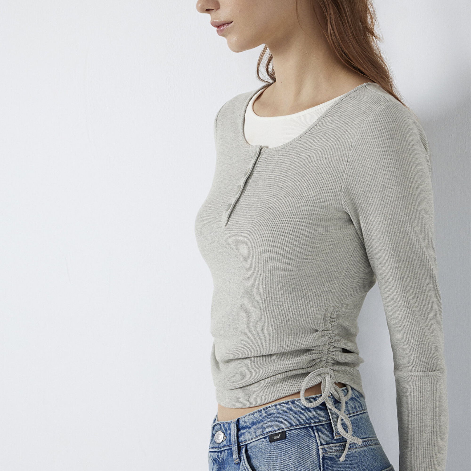 Mavi Uzun Kollu Bağcık Detaylı Gri Tişört Fitted / Vücuda Oturan Kesim 1613768-80196