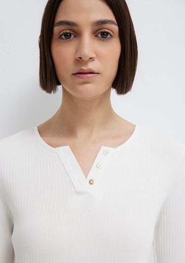  Mavi Uzun Kollu Düğme Detaylı Ekru Tişört Slim Fit / Dar Kesim 1613756-70057