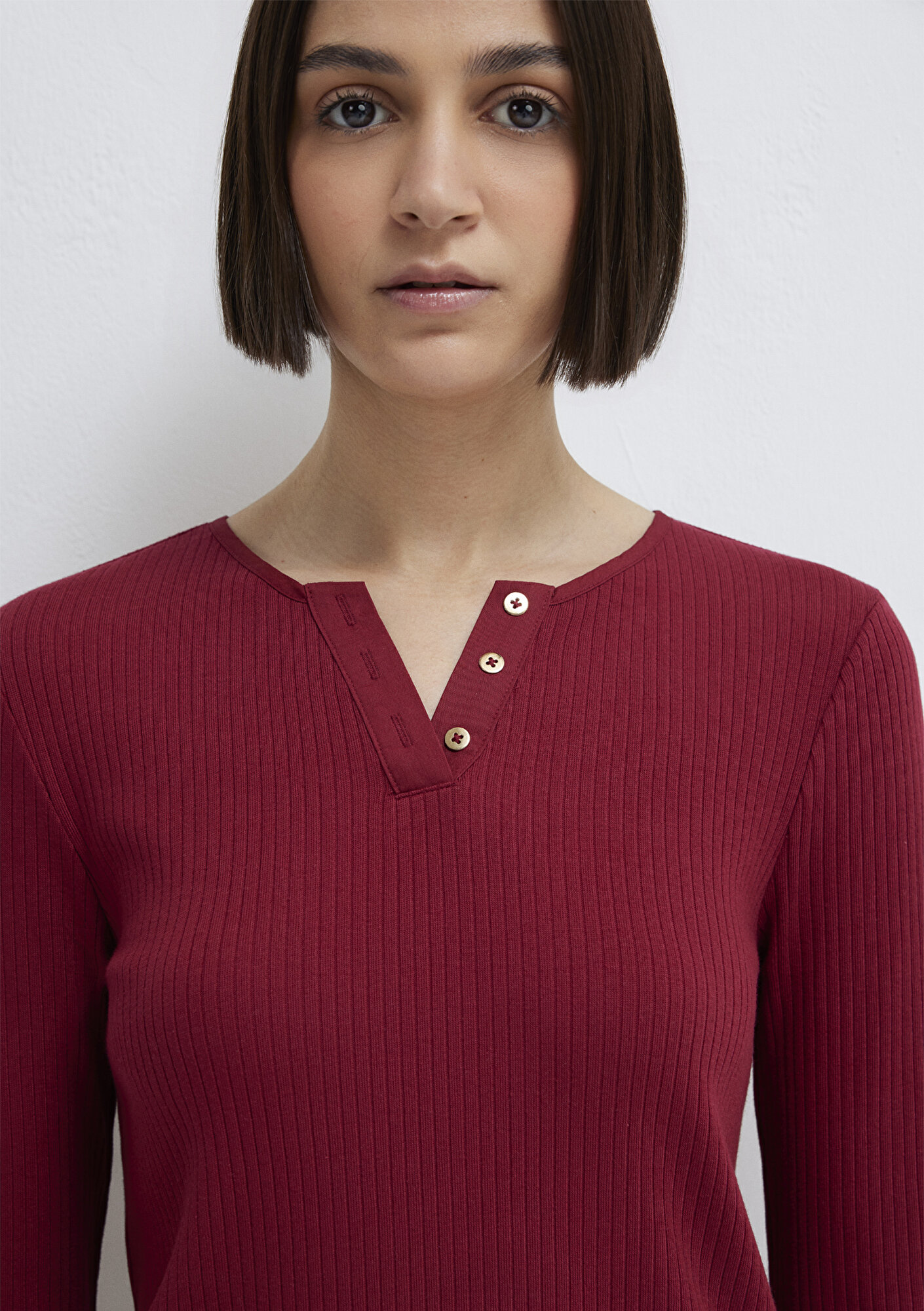 Mavi Uzun Kollu Düğme Detaylı Kırmızı Tişört Slim Fit / Dar Kesim 1613756-70431