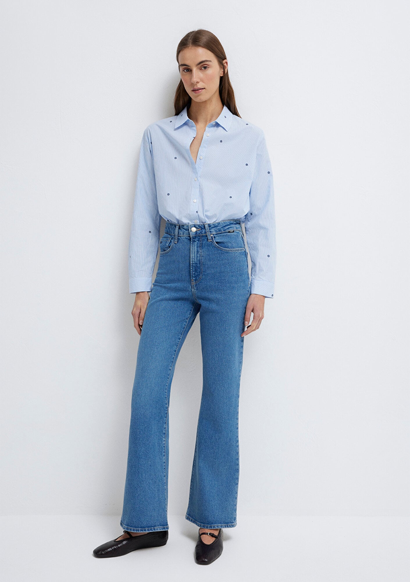 Mavi Çiçek Baskılı Mavi Gömlek Loose Fit / Bol Rahat Kesim 1210610-91382