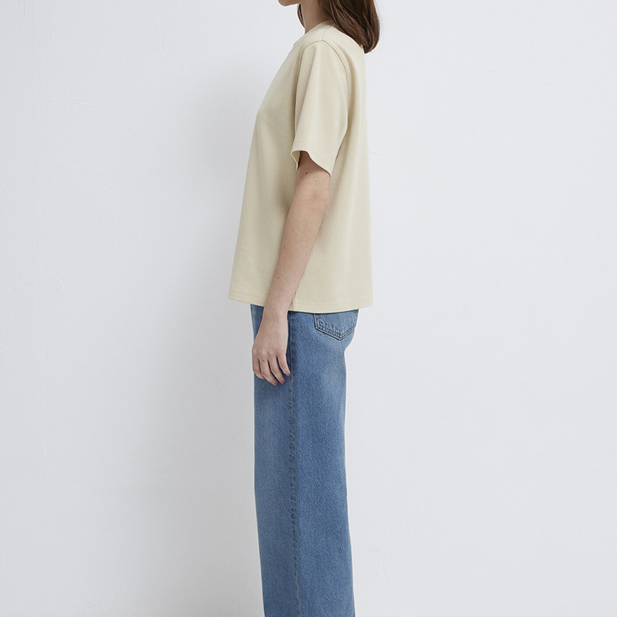 Mavi Mavi Logo Baskılı Bej Tişört Regular Fit / Normal Kesim 1612829-70325