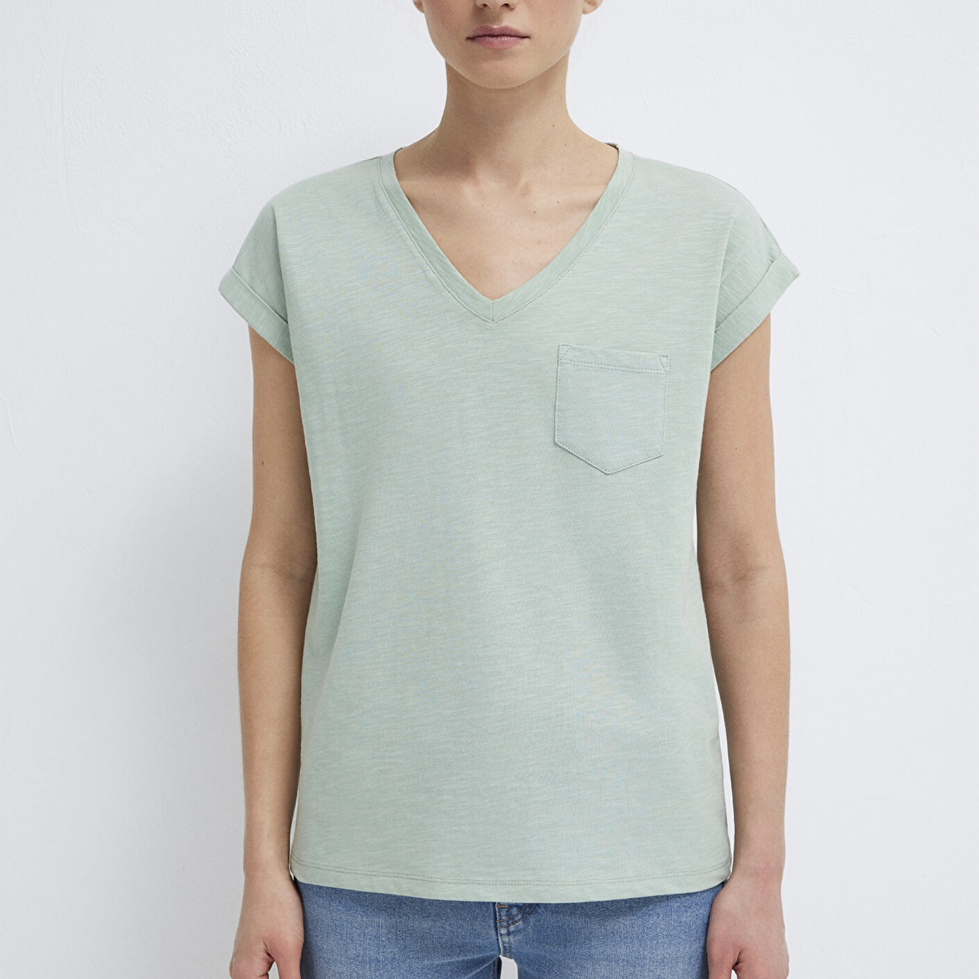 Mavi V Yaka Yeşil Basic Tişört Loose Fit / Bol Rahat Kesim 1600961-71780