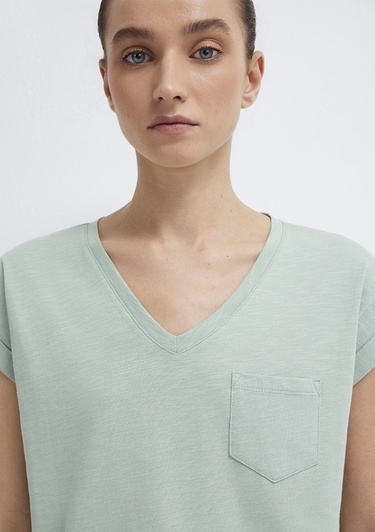  Mavi V Yaka Yeşil Basic Tişört Loose Fit / Bol Rahat Kesim 1600961-71780