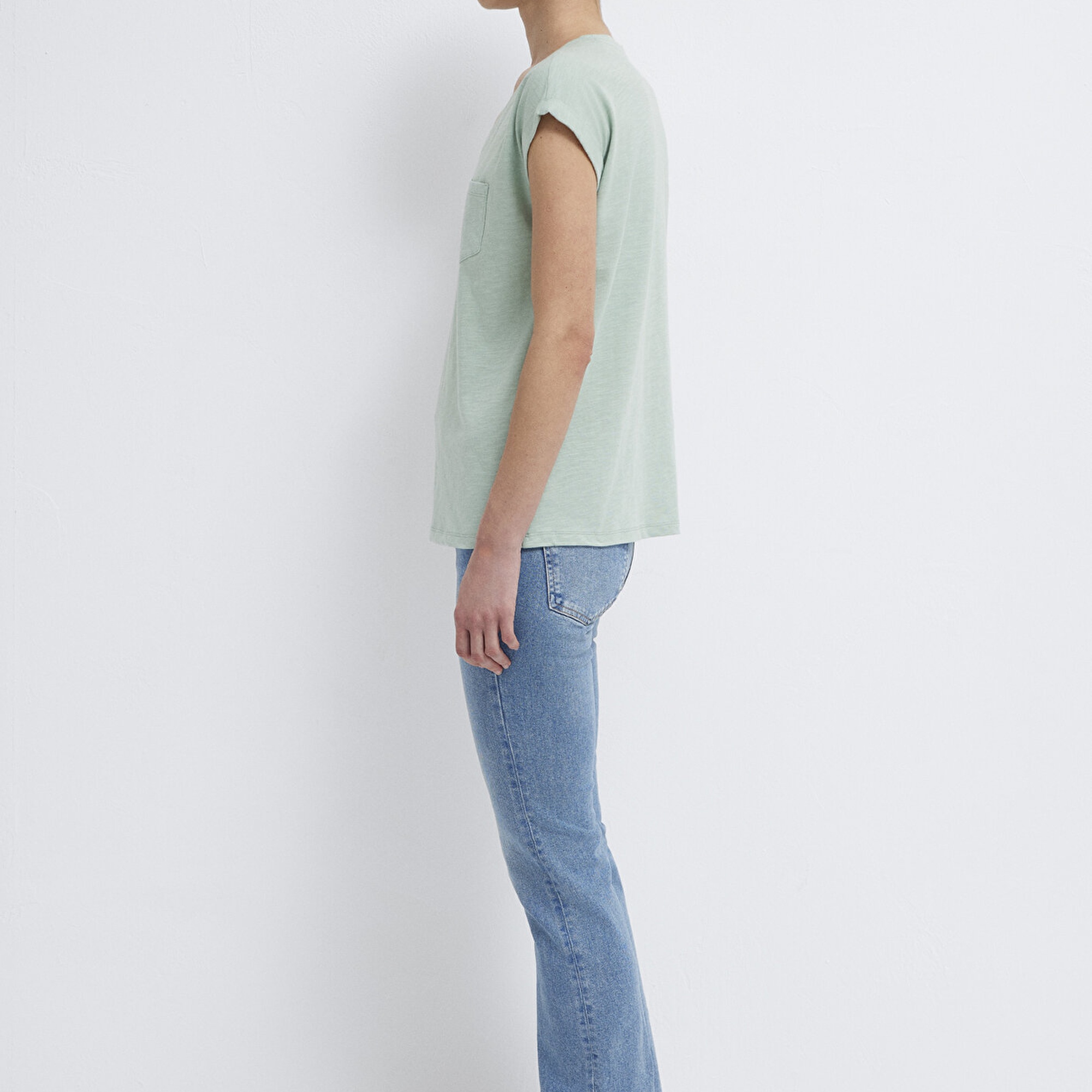 Mavi V Yaka Yeşil Basic Tişört Loose Fit / Bol Rahat Kesim 1600961-71780