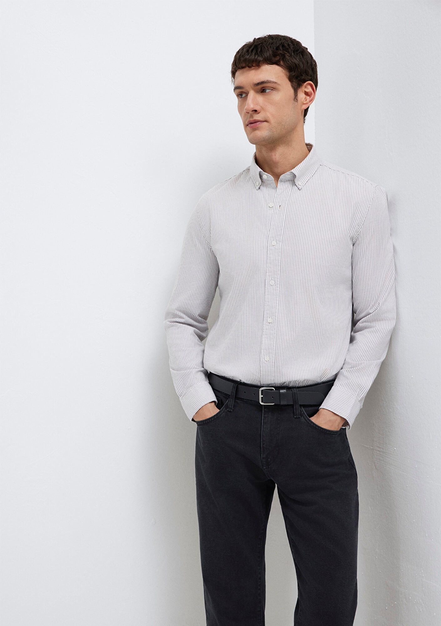 Mavi Çizgili Beyaz Gömlek Slim Fit / Dar Kesim 0211916-91472