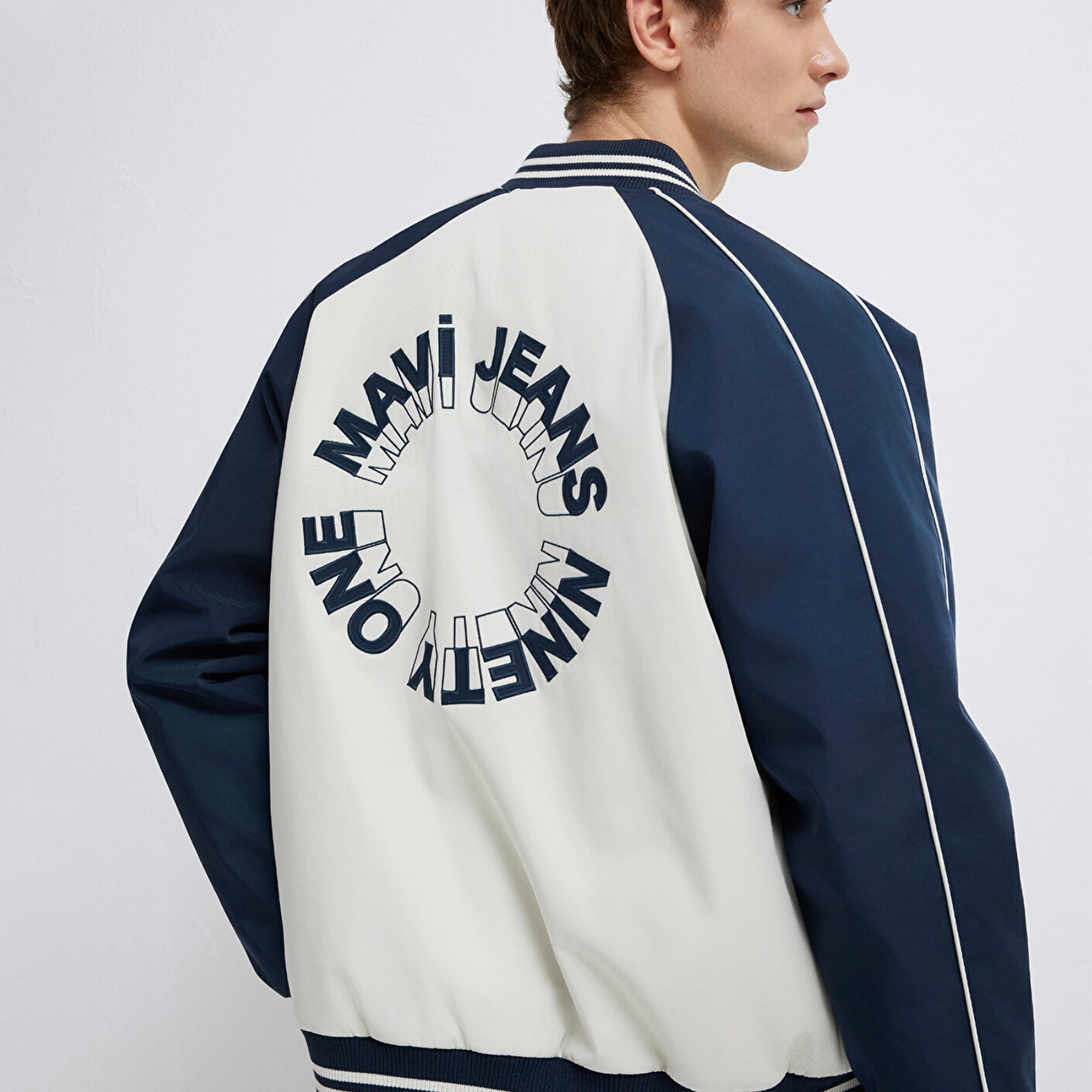 Mavi M Nakış Detaylı Ekru Ceket Loose Fit / Bol Rahat Kesim 0110768-86412