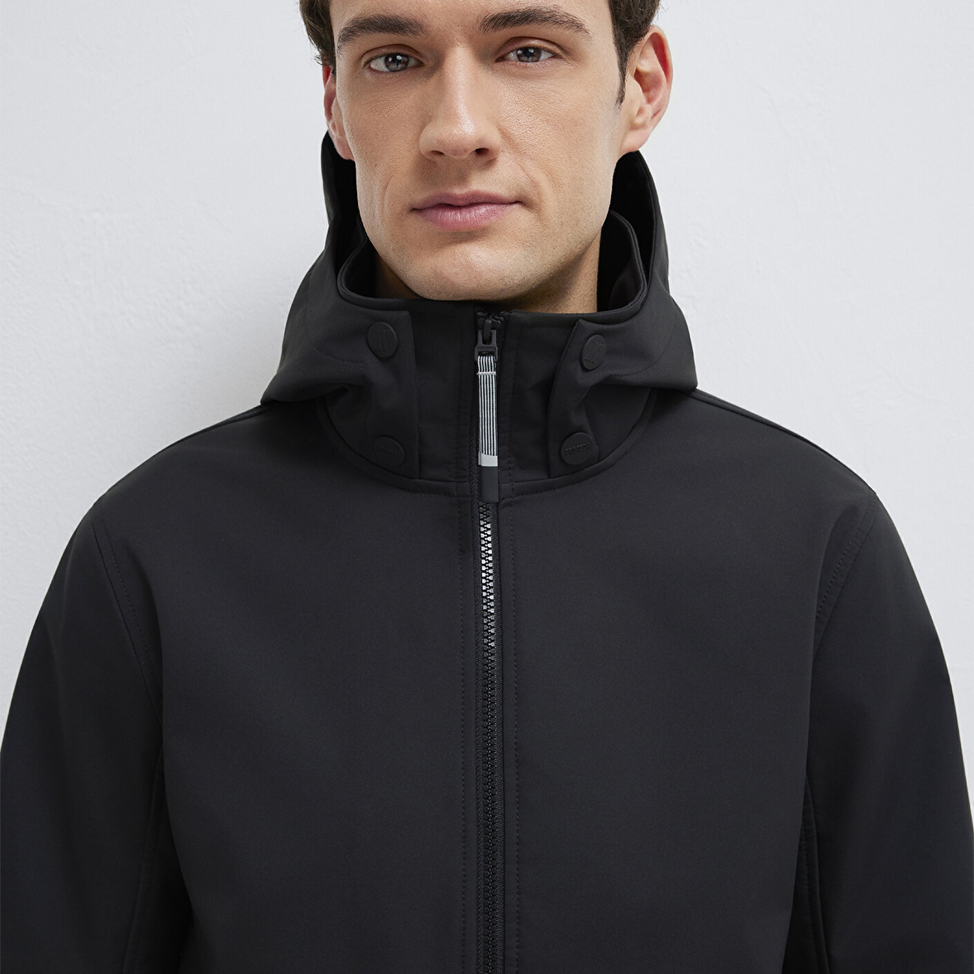 Mavi Kapüşonlu Siyah Ceket Regular Fit / Normal Kesim 0110763-71379