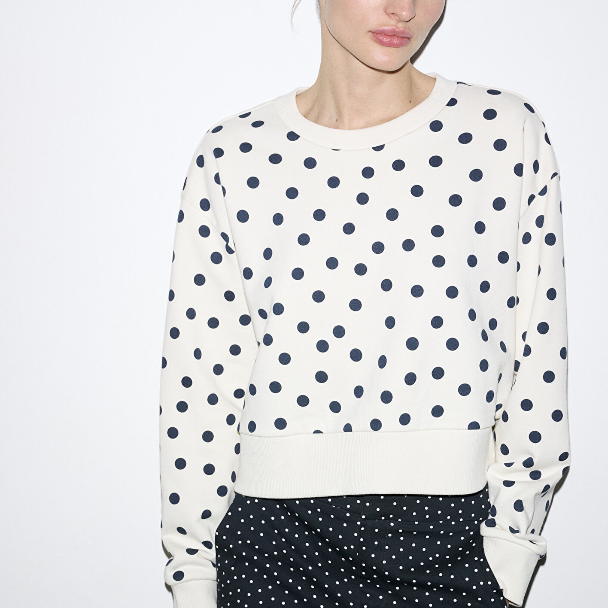 Mavi Bisiklet Yaka Lacivert Sweatshirt 1S10534-91576