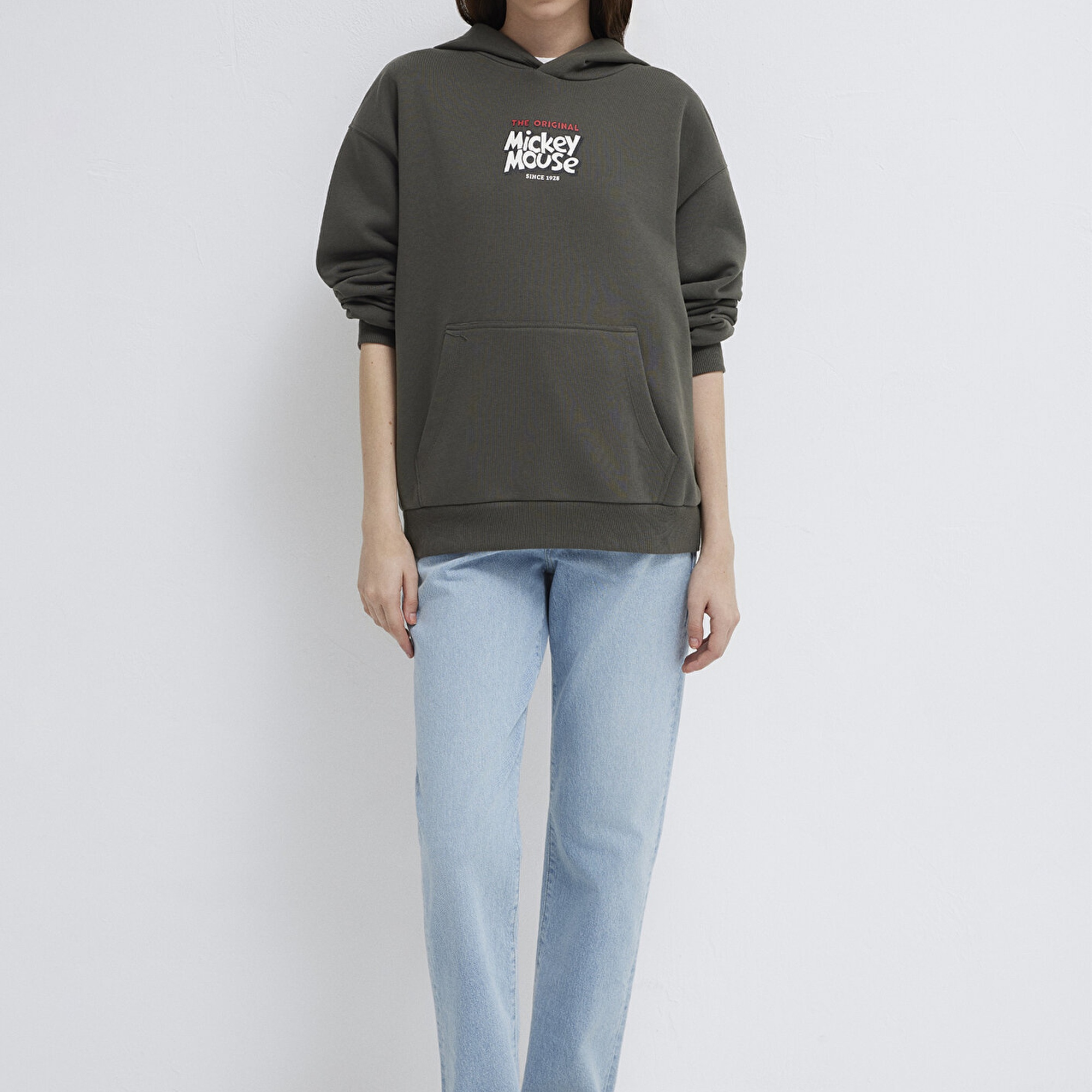 Mavi Mickey Mouse Sırt Baskılı Haki Sweatshirt 1S10521-71553