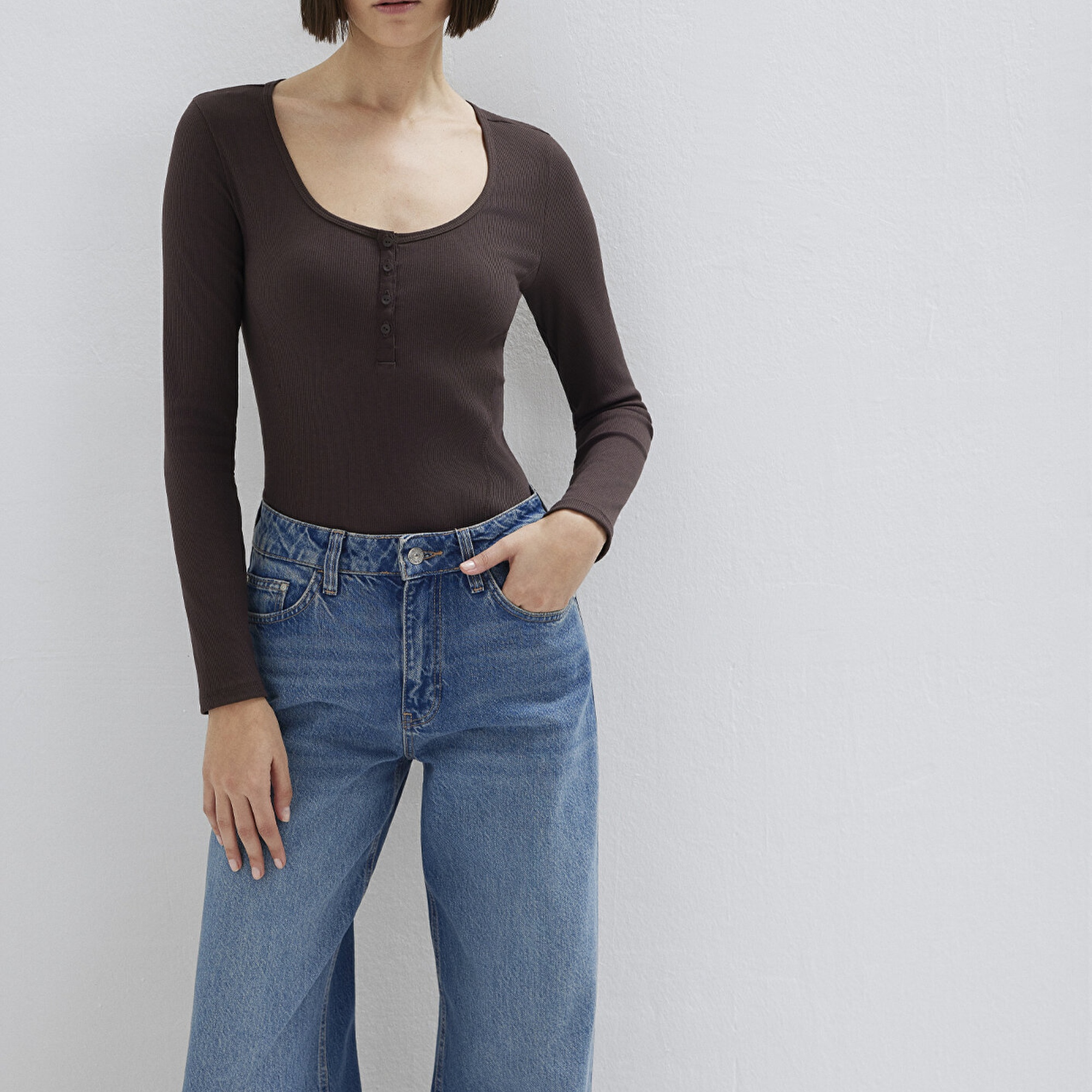 Mavi Uzun Kollu Kahverengi Tişört Fitted / Vücuda Oturan Kesim 1613843-70240