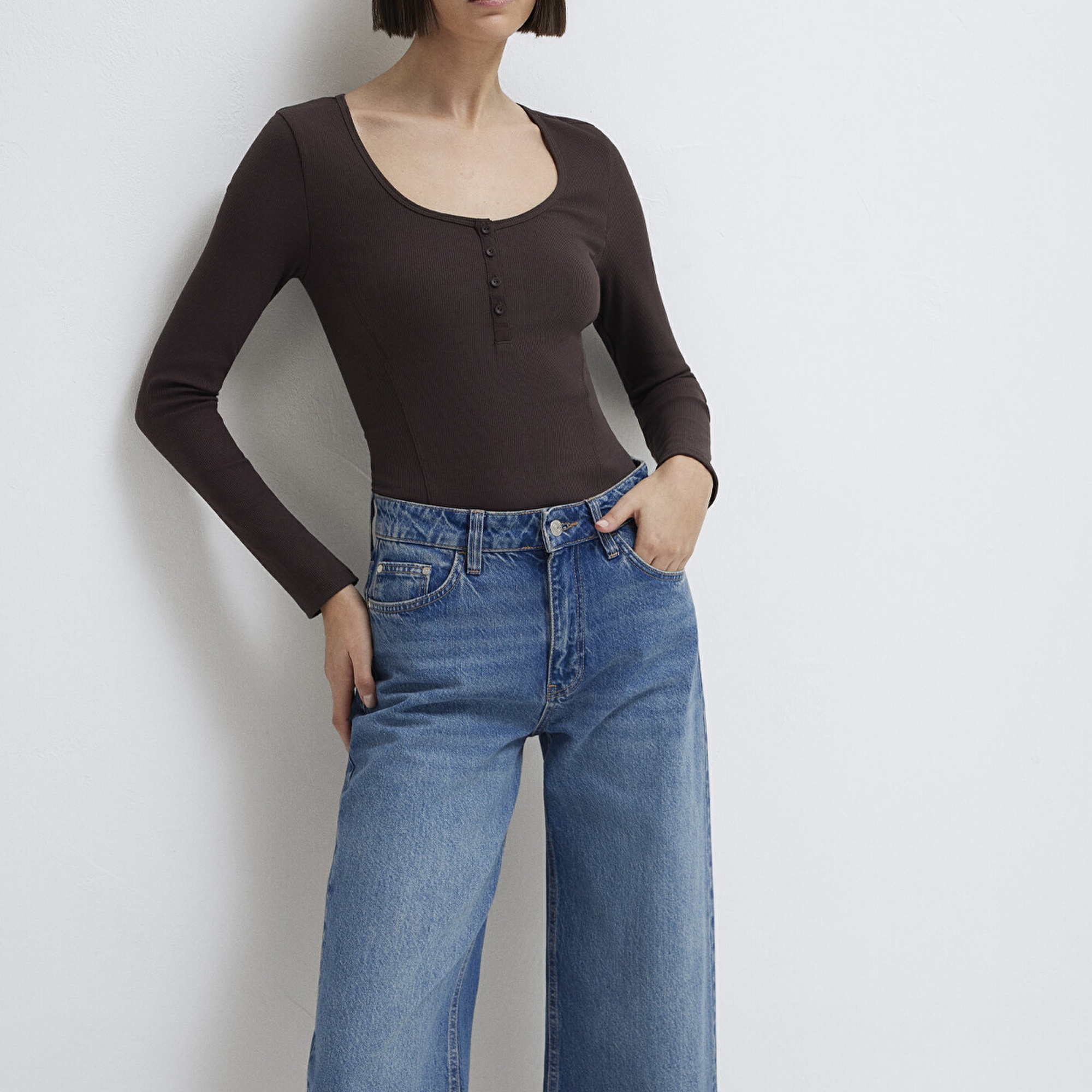 Mavi Uzun Kollu Kahverengi Tişört Fitted / Vücuda Oturan Kesim 1613843-70240