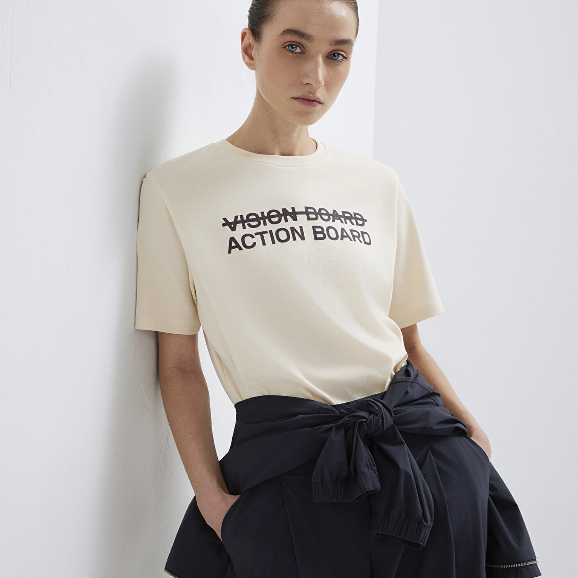 Mavi Baskılı Ekru Tişört Regular Fit / Normal Kesim 1613842-70005