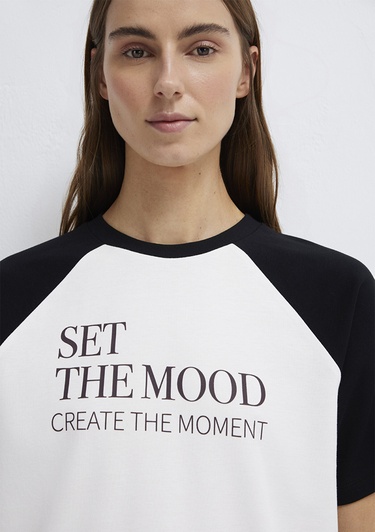  Mavi Baskılı Ekru Tişört Regular Fit / Normal Kesim 1613844-70057