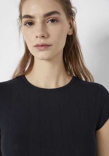  Mavi Lacivert Basic Tişört Fitted / Vücuda Oturan Kesim 1613808-70489