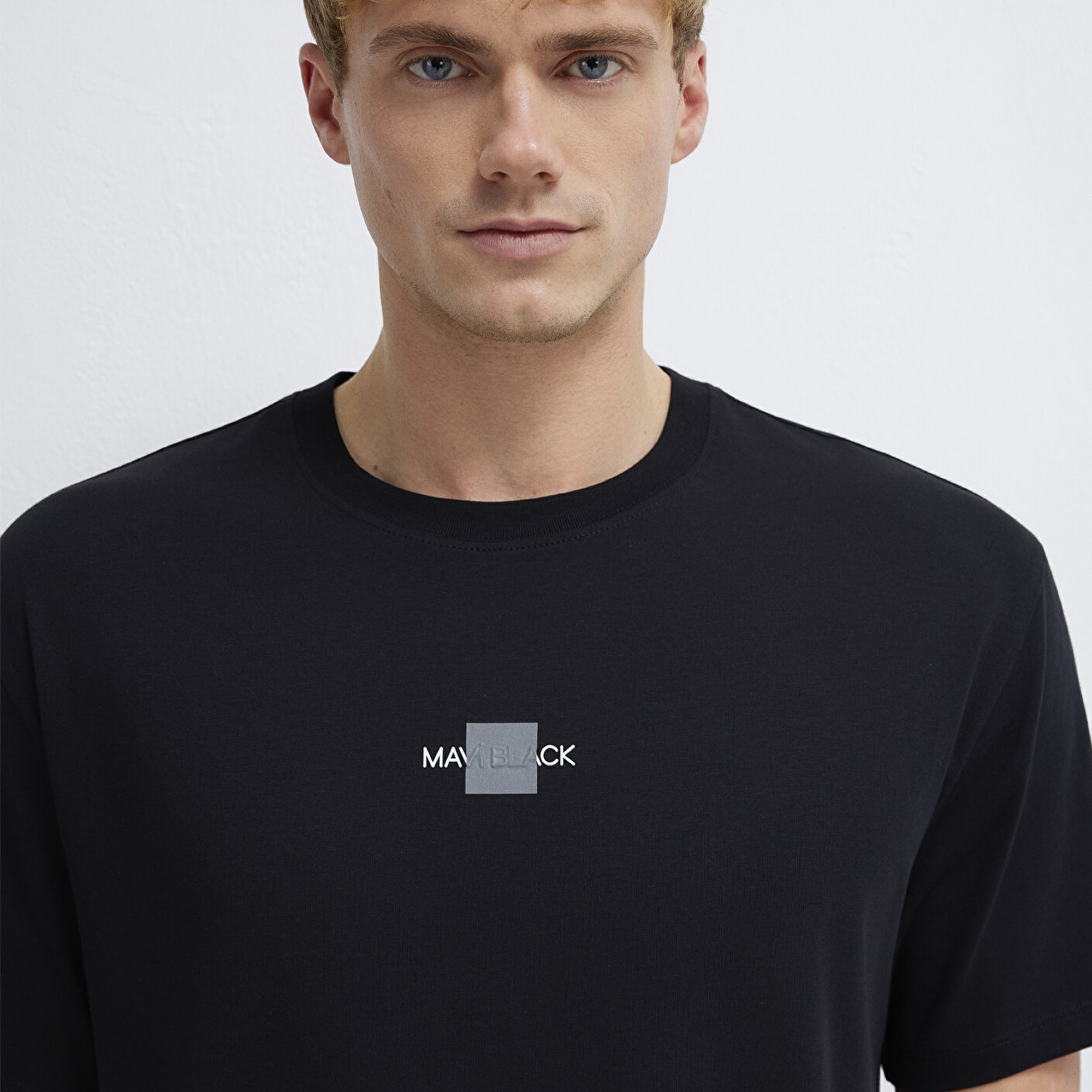 Mavi Mavi Black Siyah Tişört Loose Fit / Bol Rahat Kesim 0613132-900