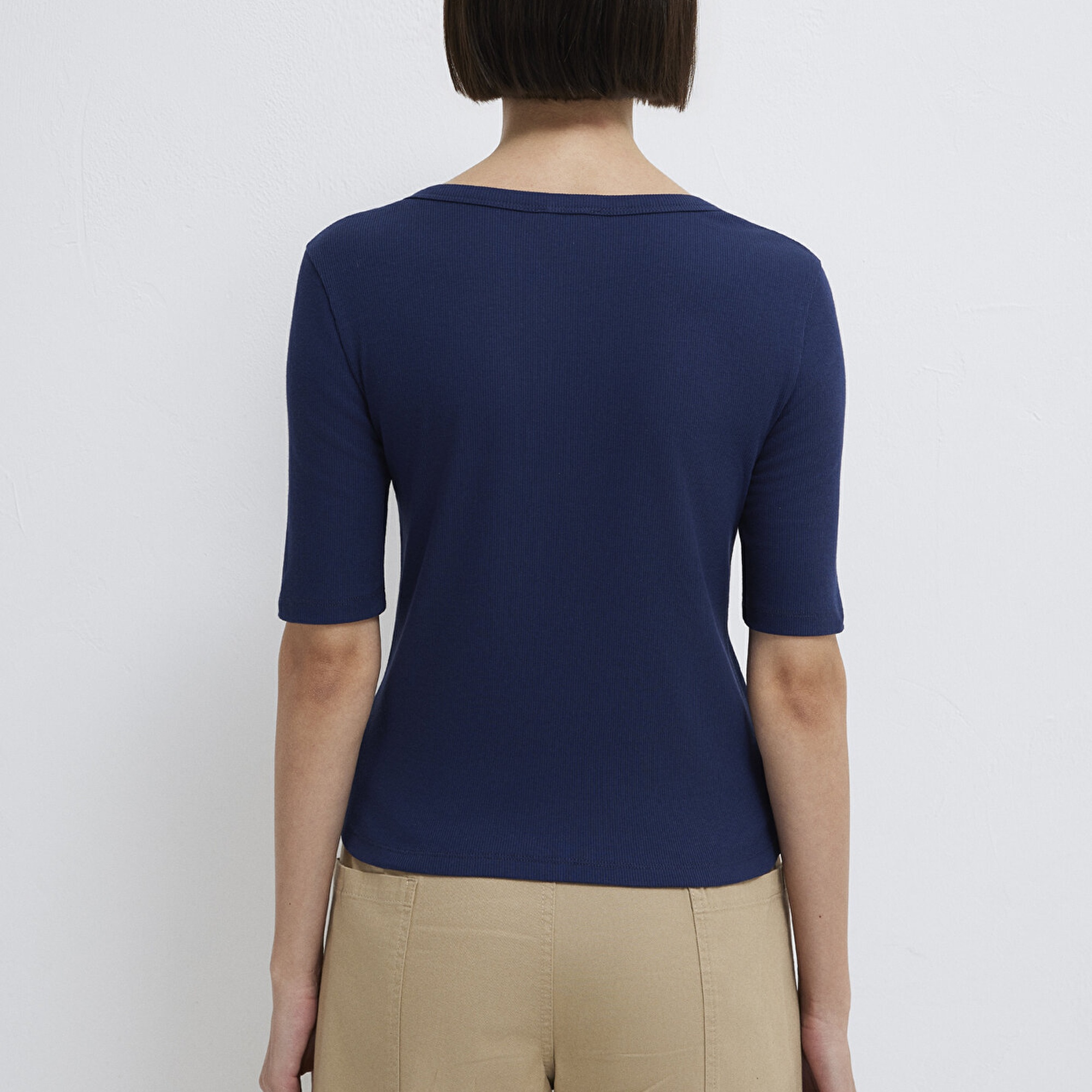 Mavi Düğmeli Lacivert Tişört Fitted / Vücuda Oturan Kesim 1613751-70497