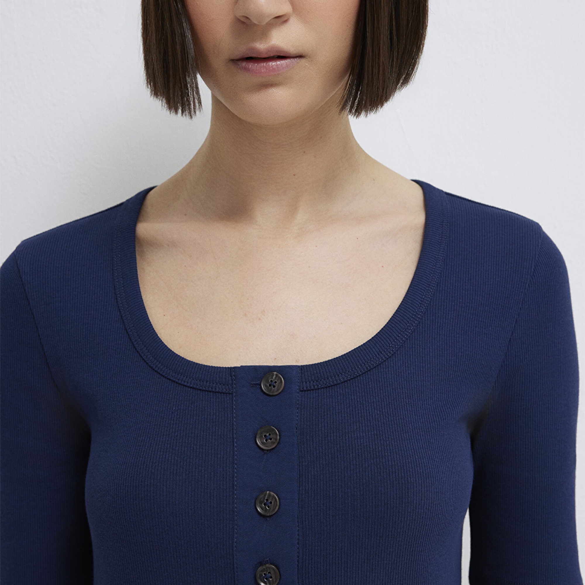 Mavi Düğmeli Lacivert Tişört Fitted / Vücuda Oturan Kesim 1613751-70497