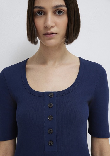  Mavi Düğmeli Lacivert Tişört Fitted / Vücuda Oturan Kesim 1613751-70497