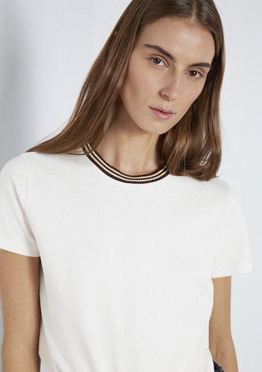  Mavi Yaka Detaylı Ekru Tişört Semi Slim Fit / Yarı Dar Kesim 1613747-70048