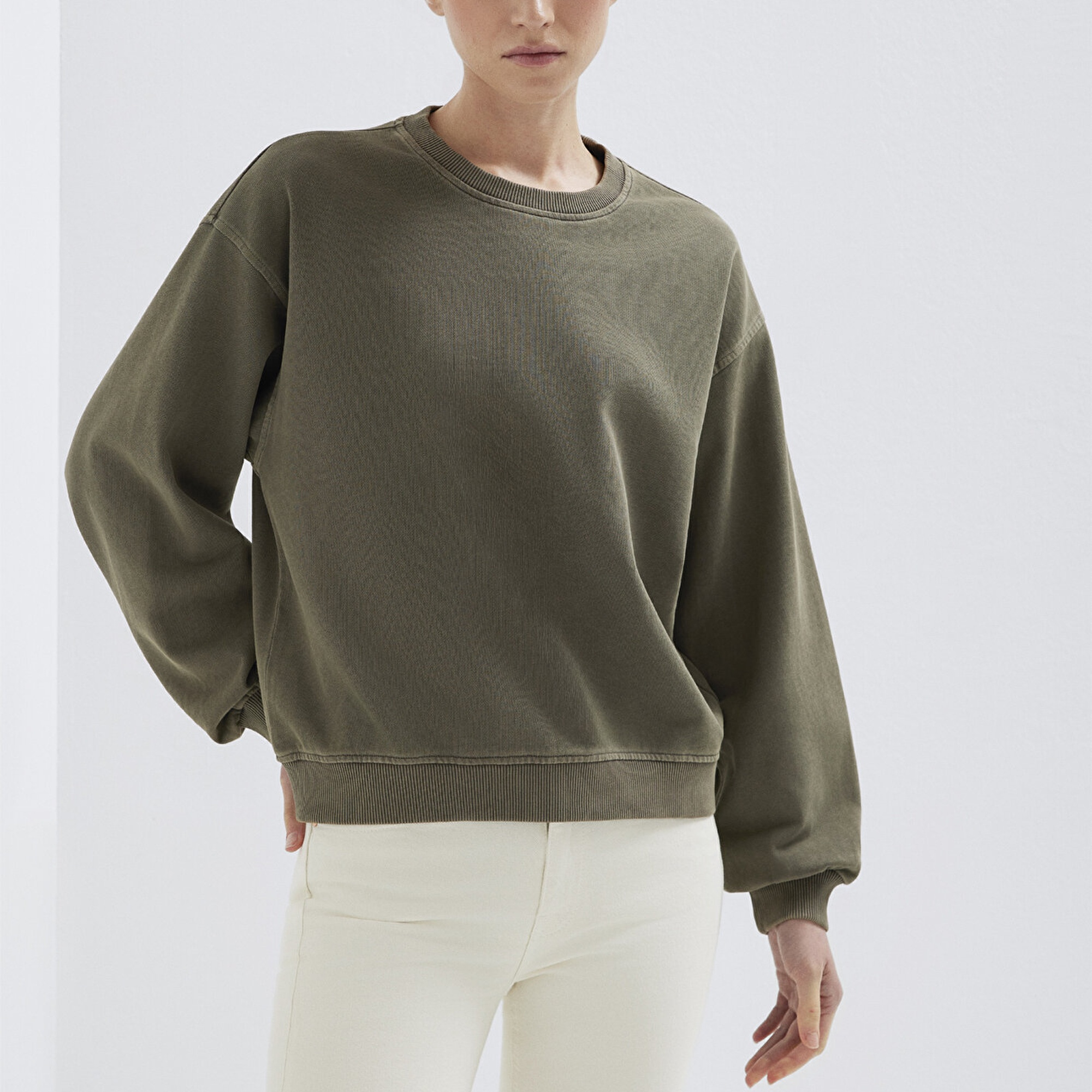 Mavi Bisiklet Yaka Haki Sweatshirt 1S10475-80769