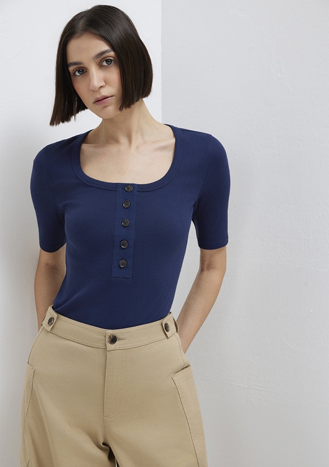  Mavi Düğmeli Lacivert Tişört Fitted / Vücuda Oturan Kesim 1613751-70497