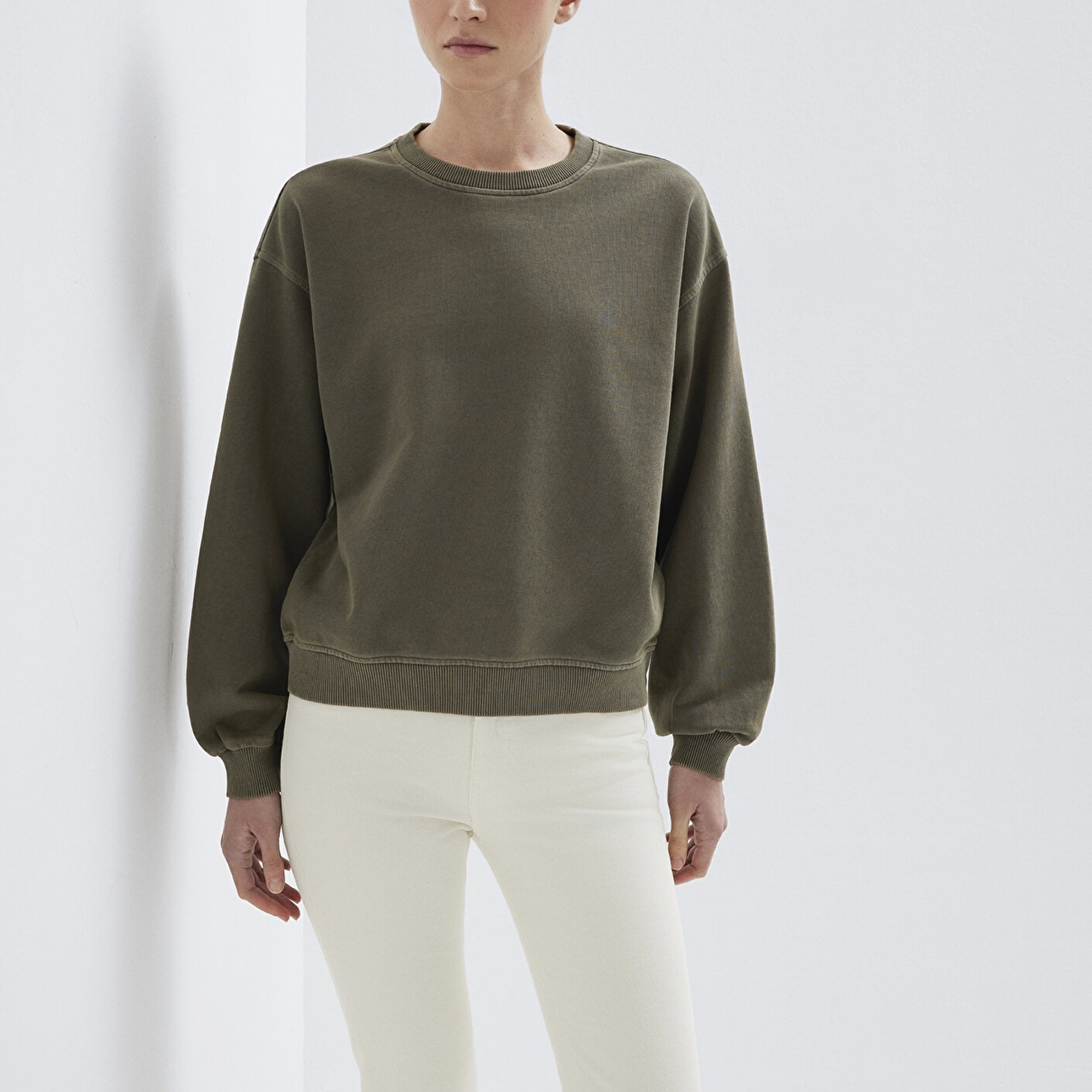 Mavi Bisiklet Yaka Haki Sweatshirt 1S10475-80769