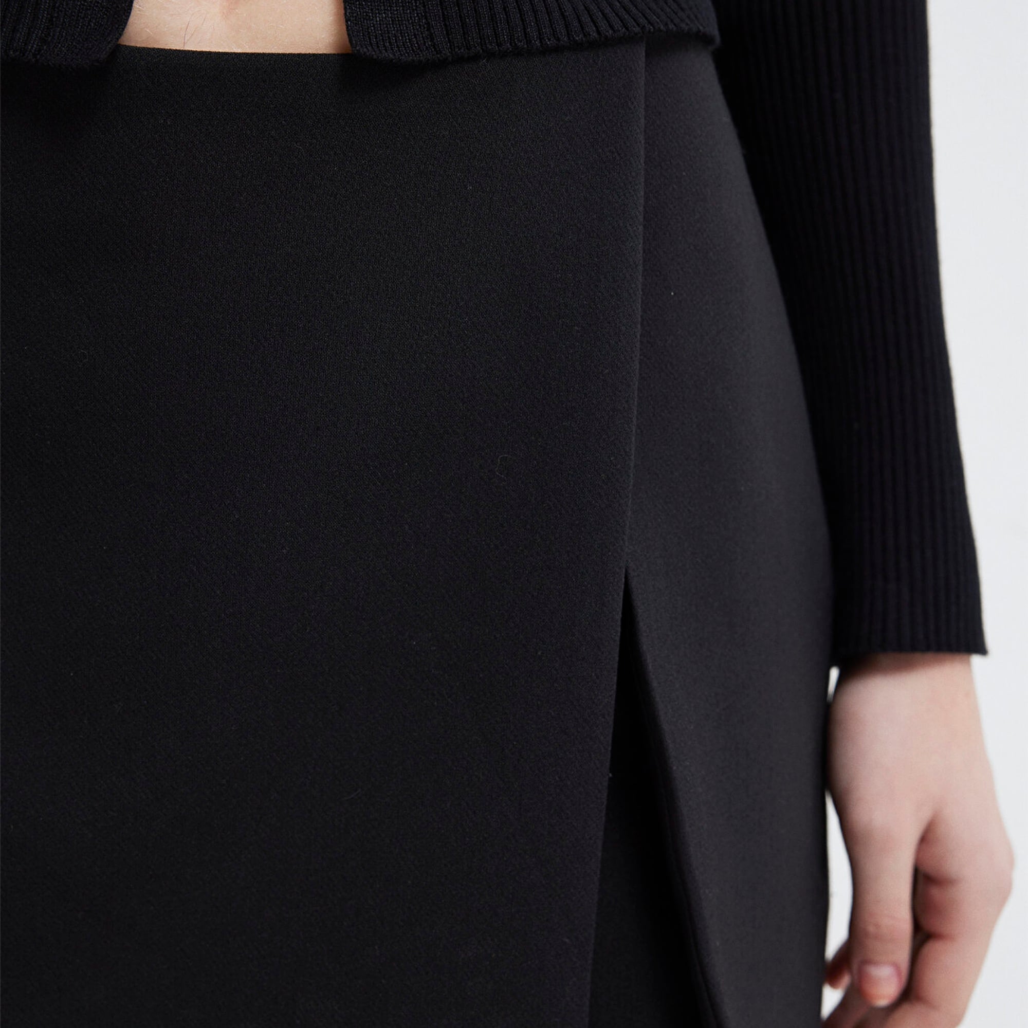 Mavi Siyah Şort 1410249-900