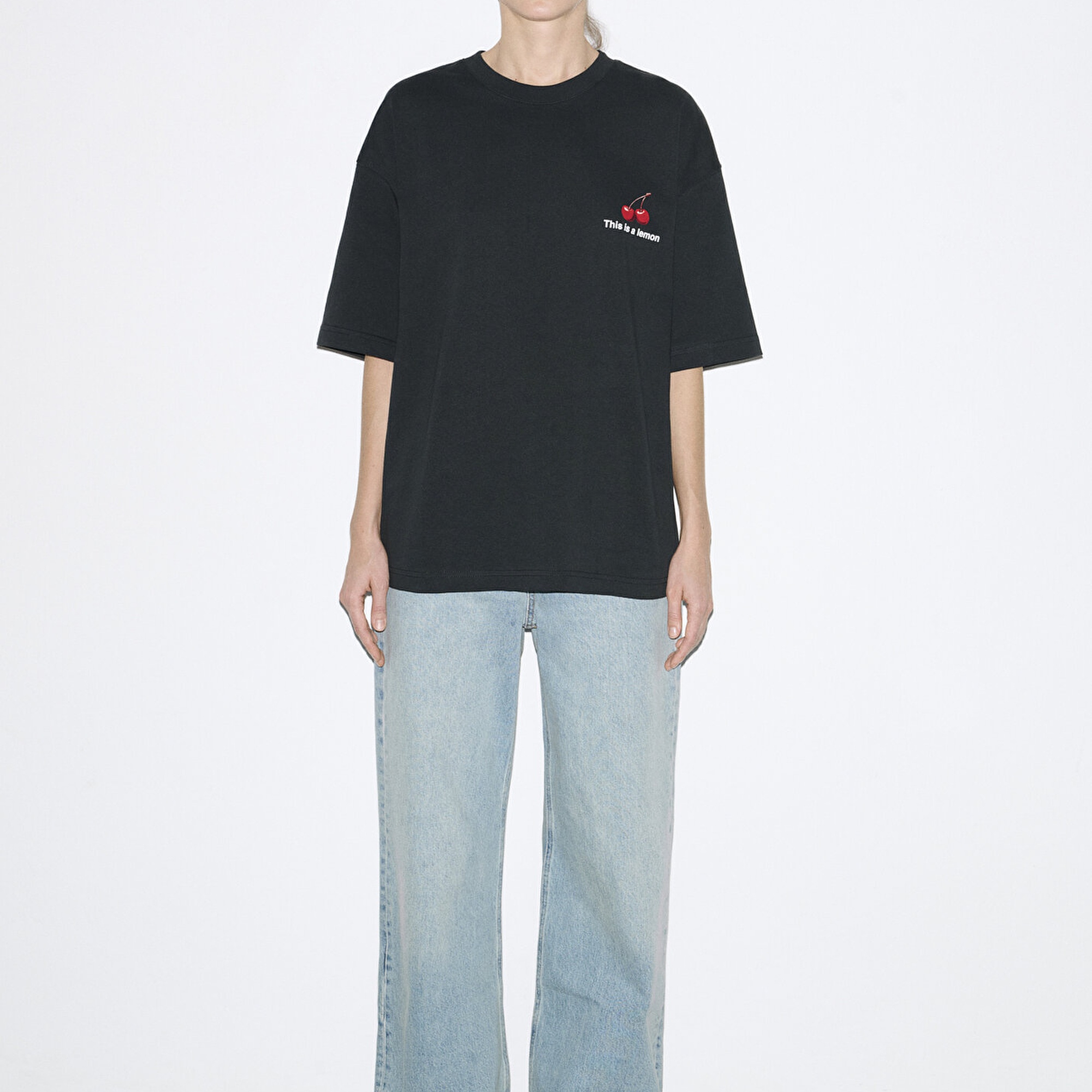 Mavi Baskılı Siyah Tişört Oversize / Geniş Kesim 0613255-71379